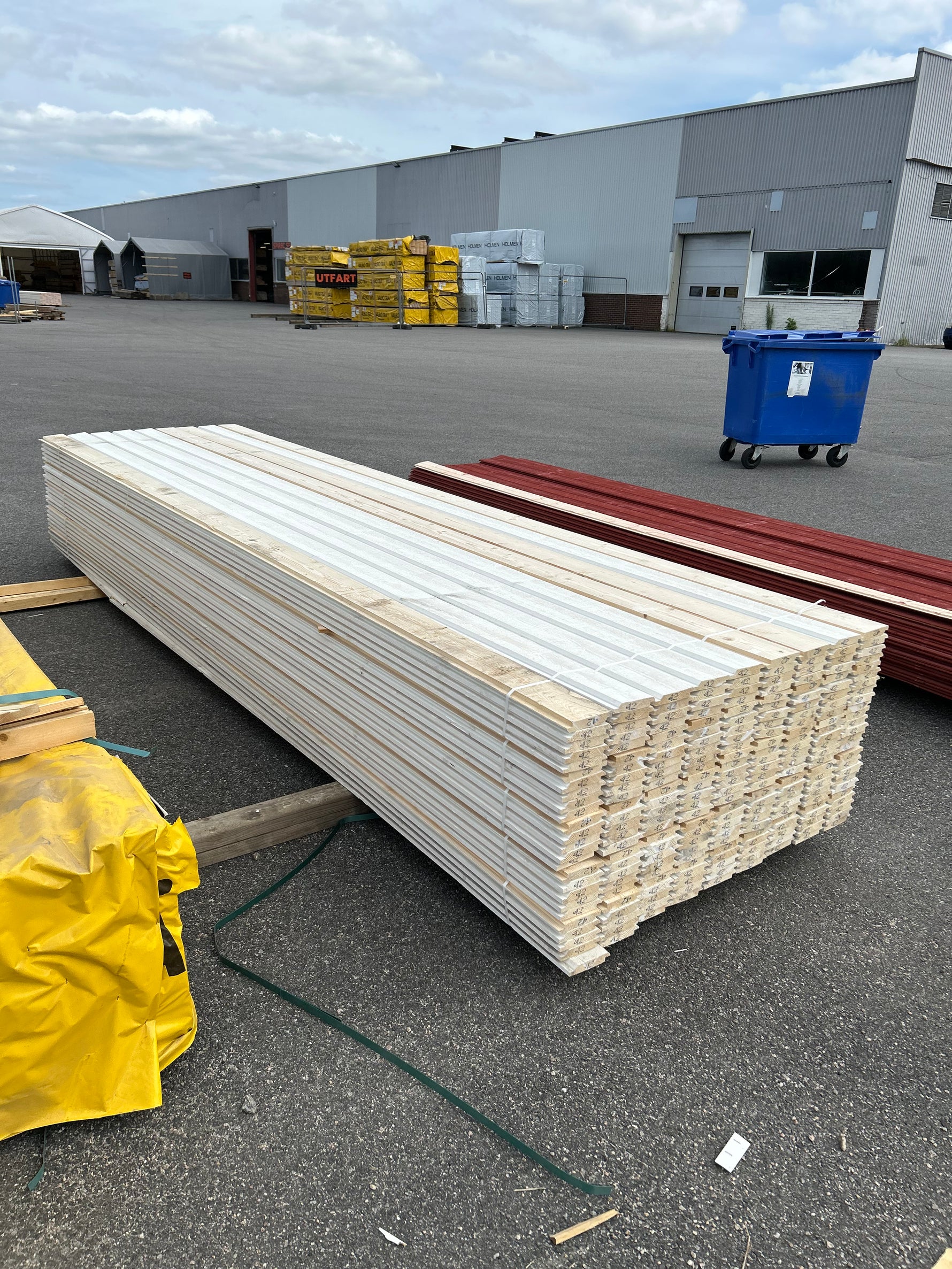 Paket Dubbelfas Halvspont 22x120mm 4.20m Grundmålad 225st