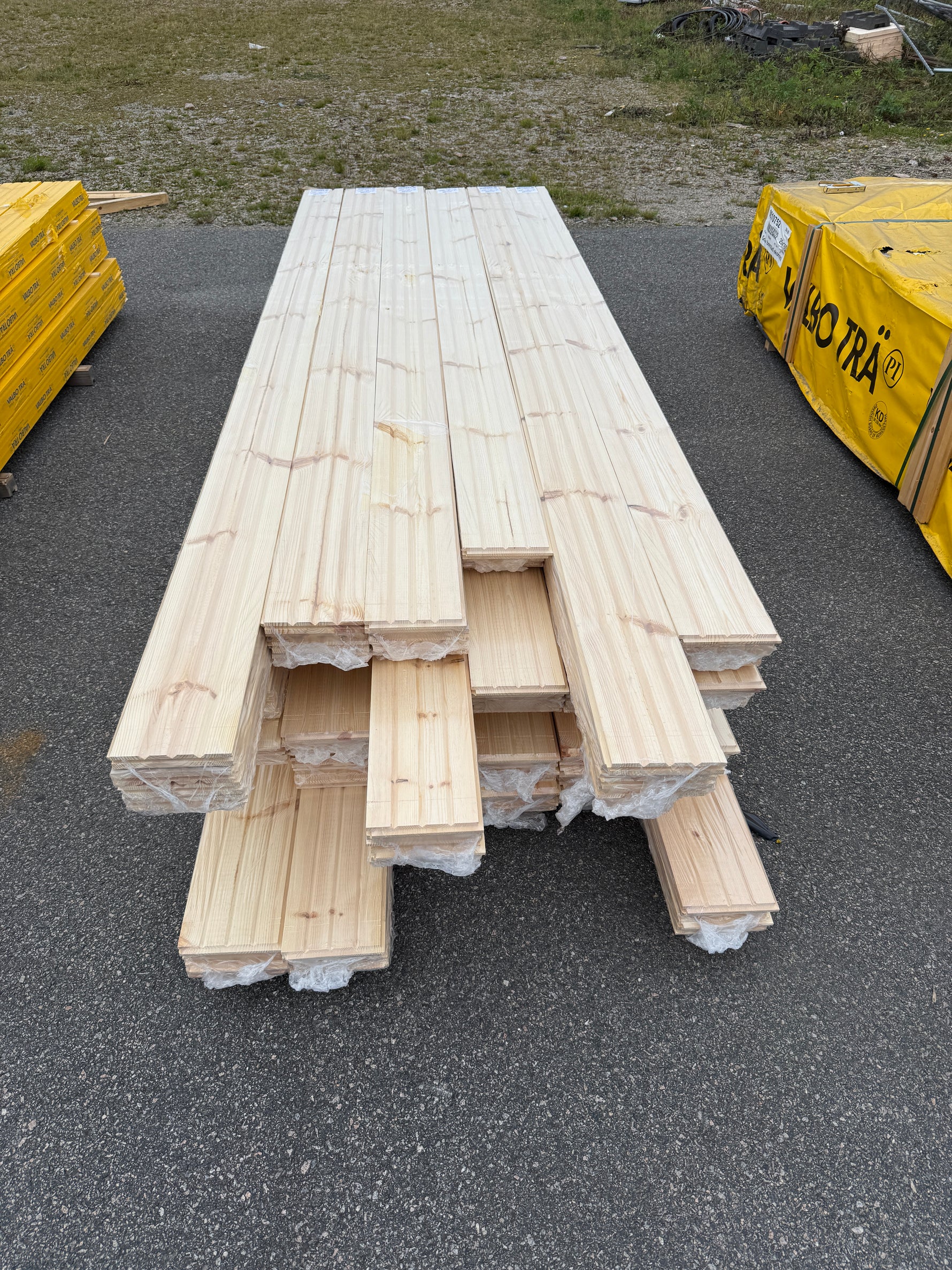 Parti Furugolv Borstad Ljusgrå Ekonomi 25x160 mm – 56,64 m²