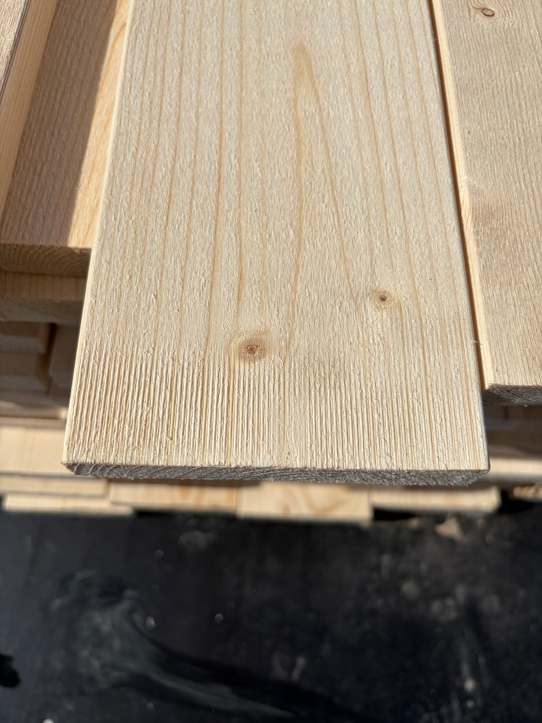 Paket Finsågade Brädor 22x120mm, 136st 3,00m (Andra sortering)