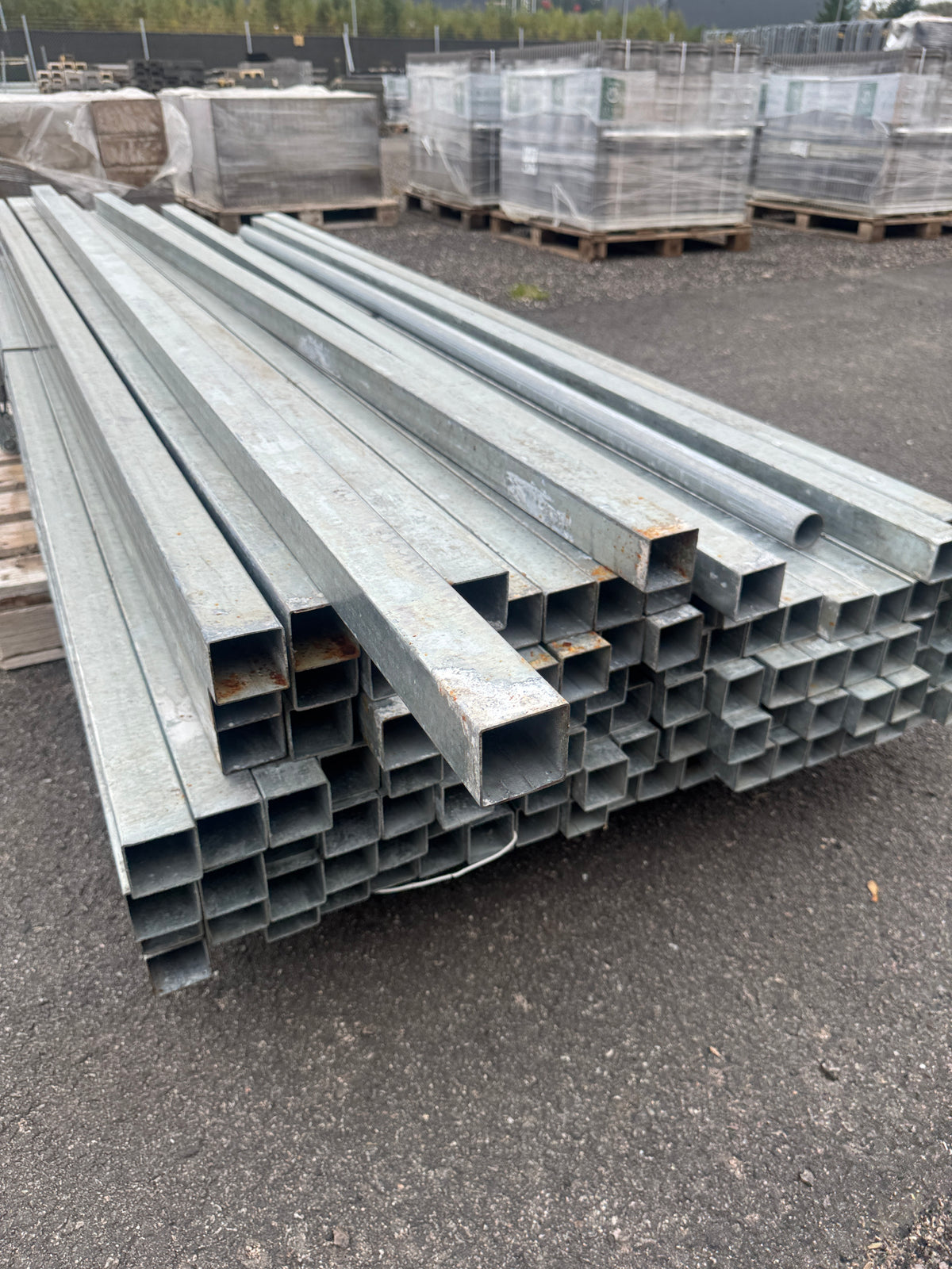 Pall Galvade Stängselstolpar 50x50mm – 2,76m – ca 80st