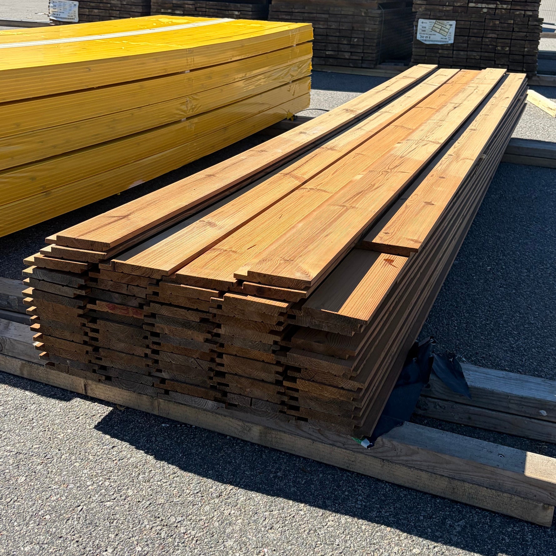Paket Thermowood Furu 19x140mm Dubbelfas Fals Rak, 67st 3,6m