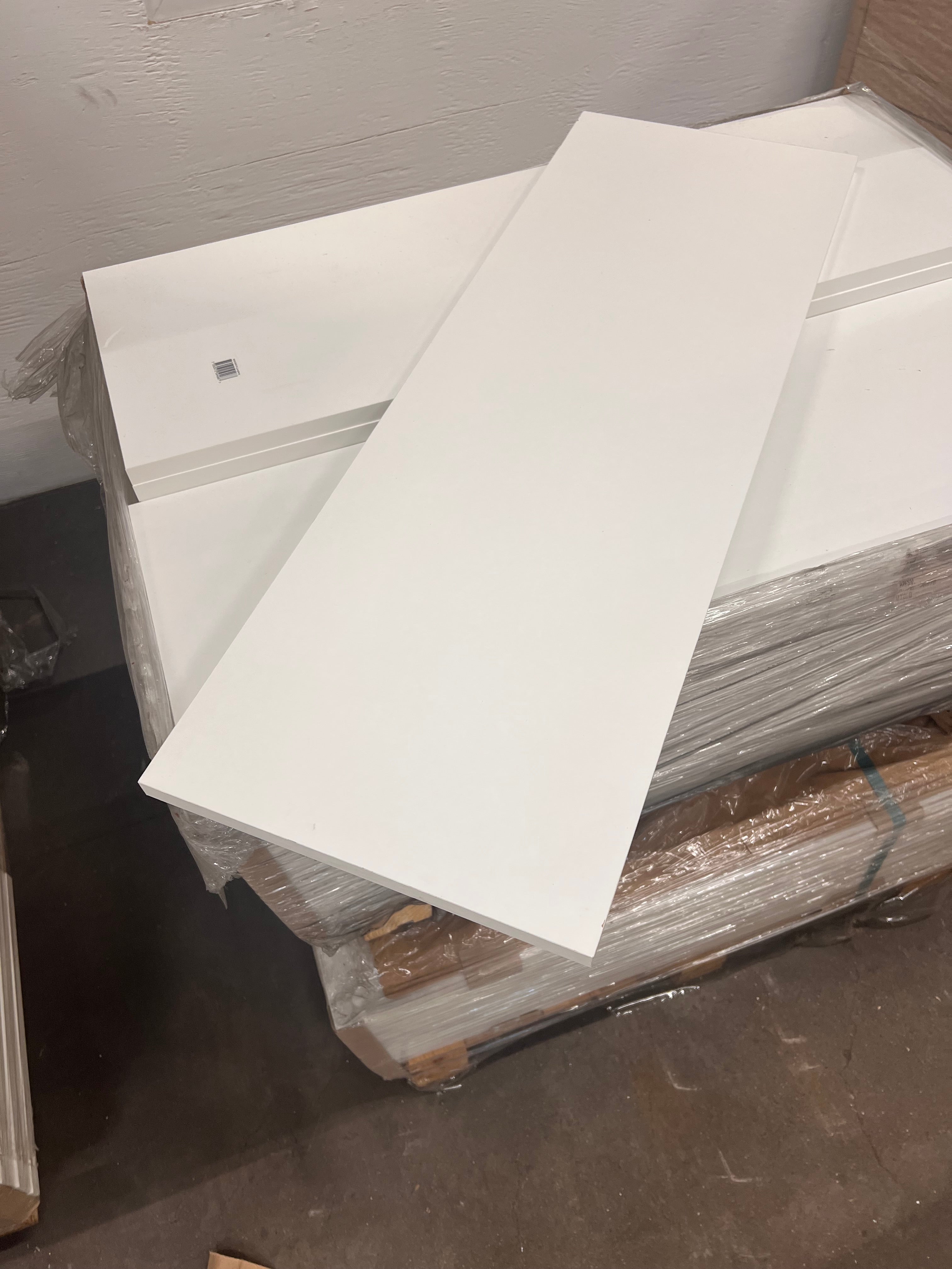 Hyllplan 18x900x300mm - Vit Melaminbelagd Spånskiva