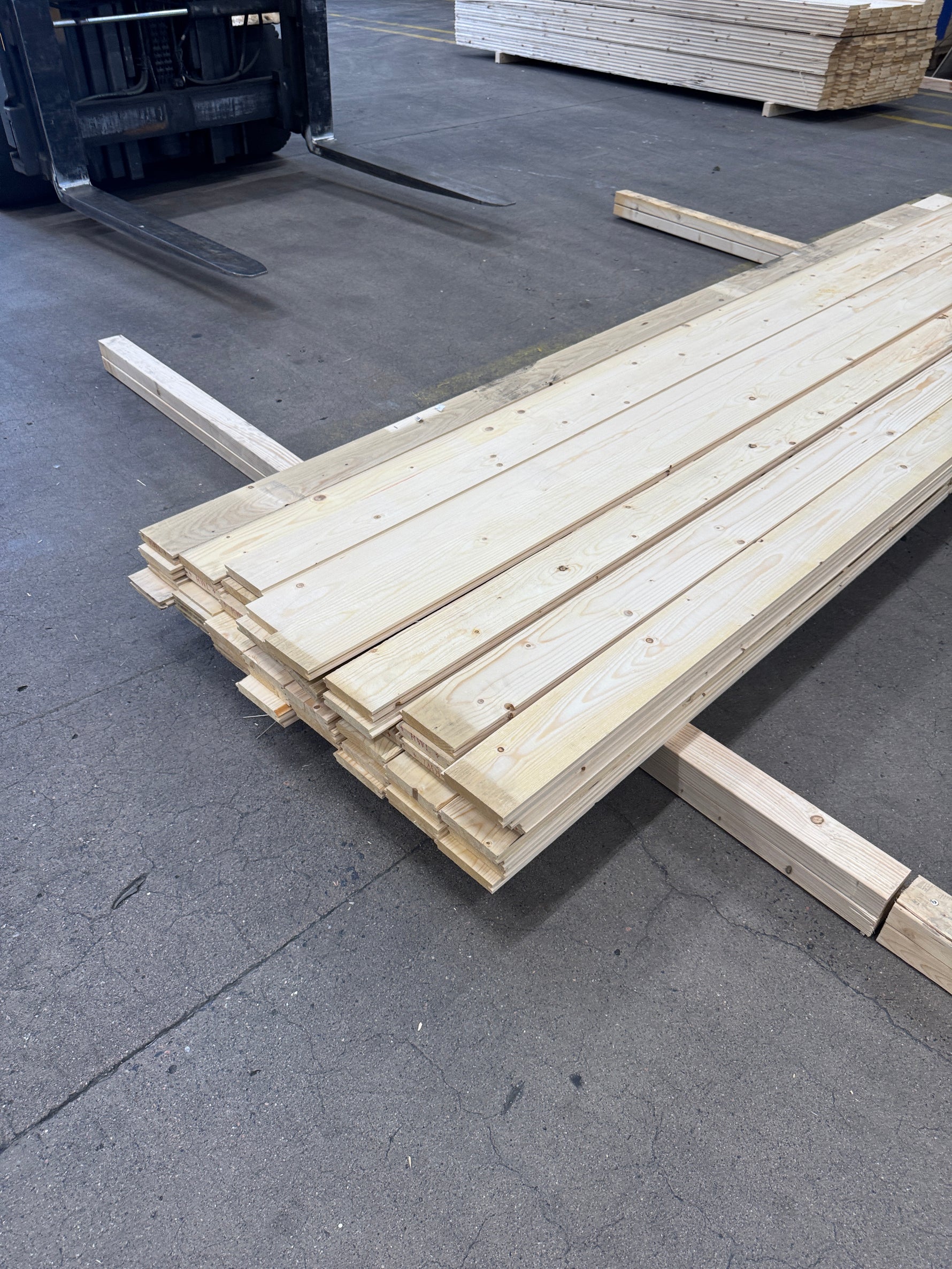 Paket Utsorterad Råspont 20x120mm 3,00–3,30m – 54 st