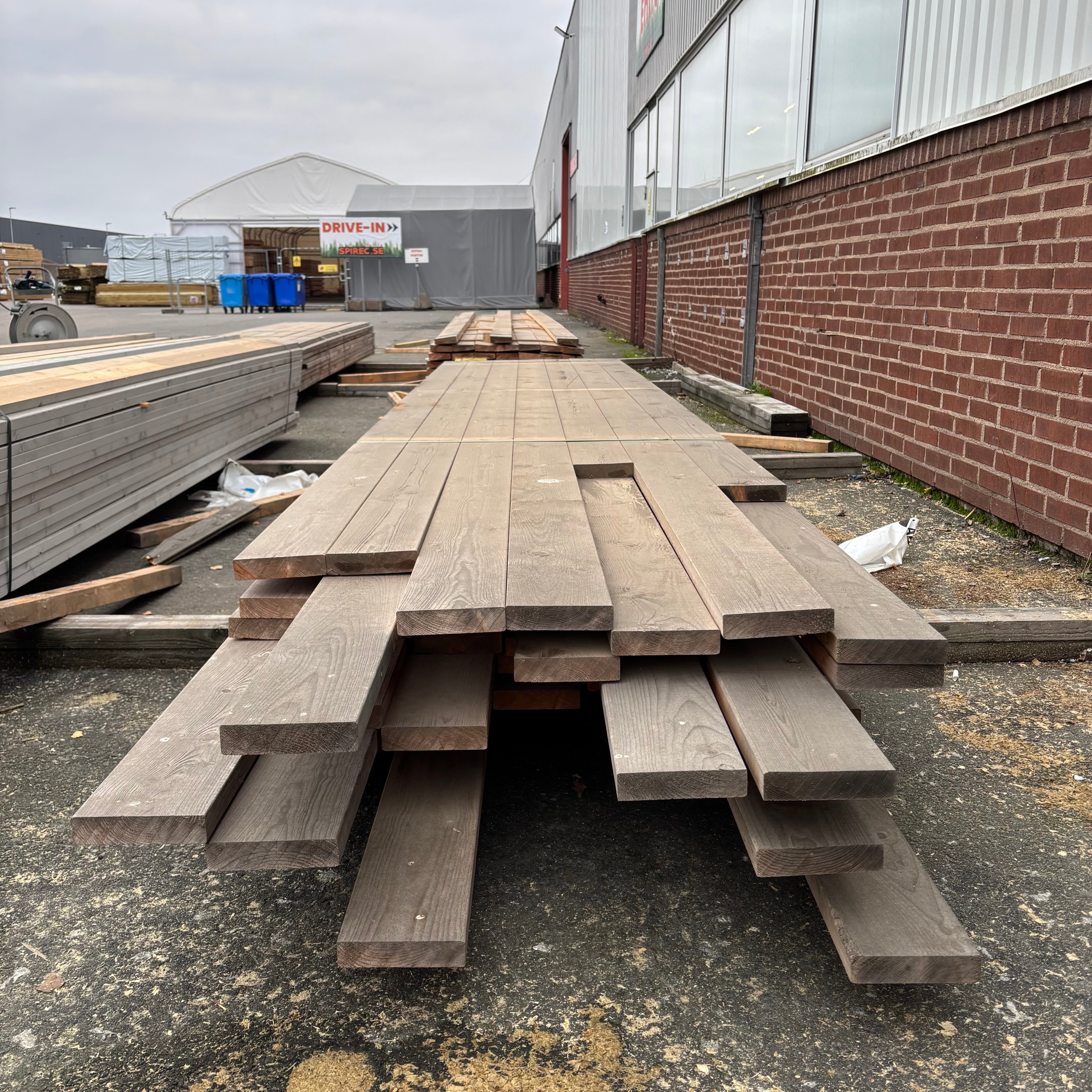 Paket Brädor Rundhyvlad 34x145mm – 70 st (3,6–5,4 m, Obehandlad Gran)