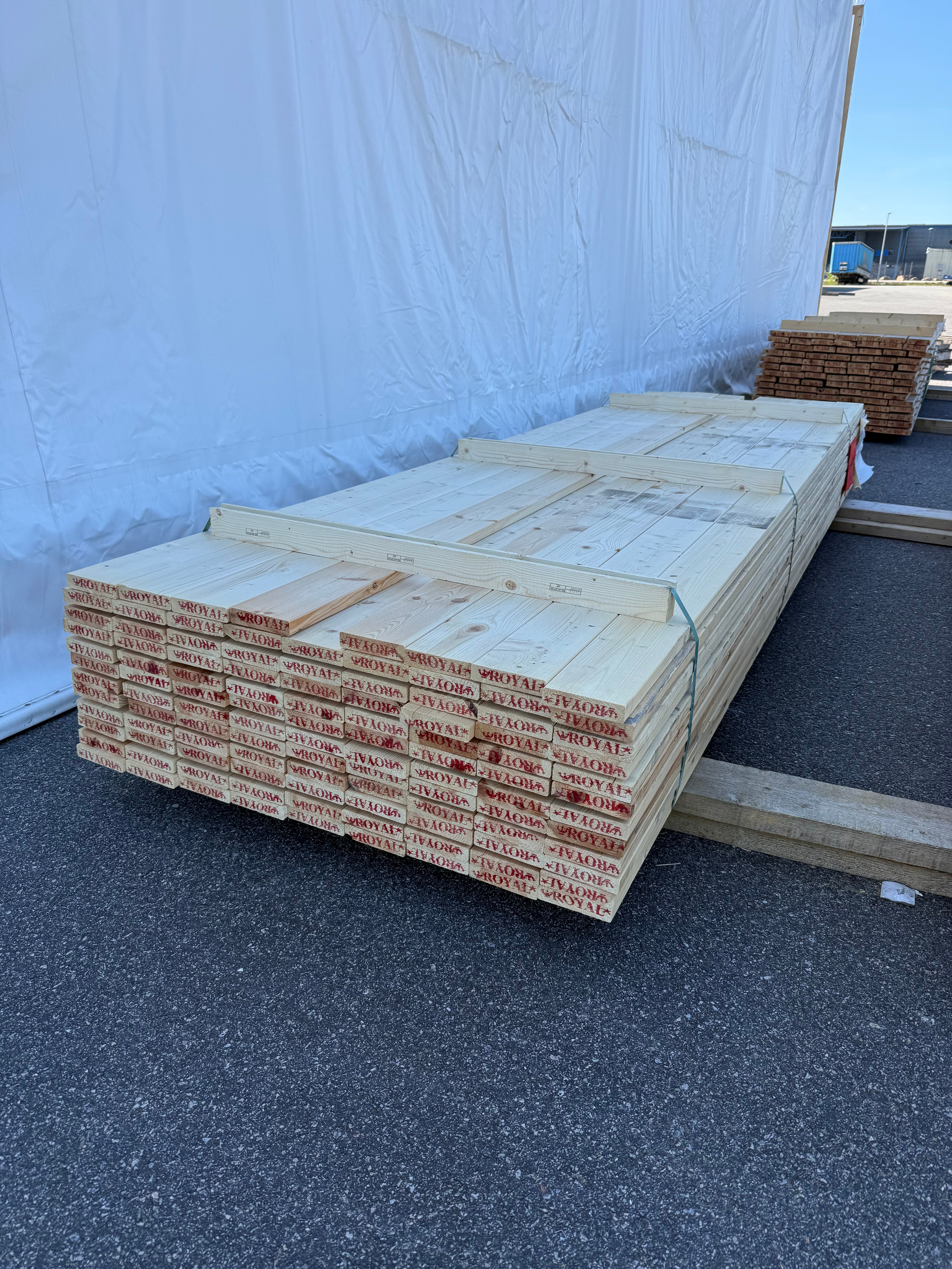 Paket Trall 28x120mm Obehandlad 3.60m 107st