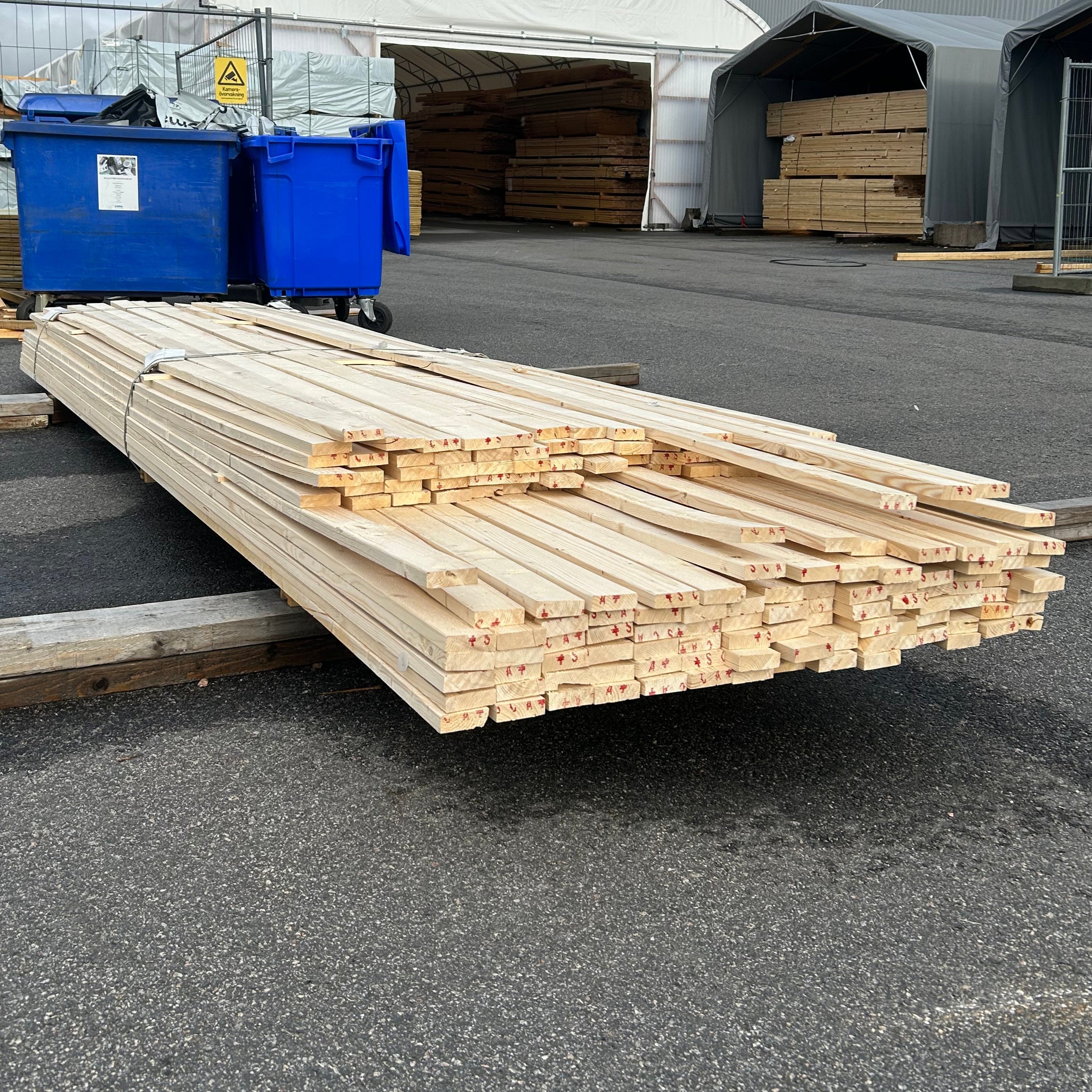 Paket Ytterpanelbräda 22x70mm 148st 3.60–4.20m (B-sort)