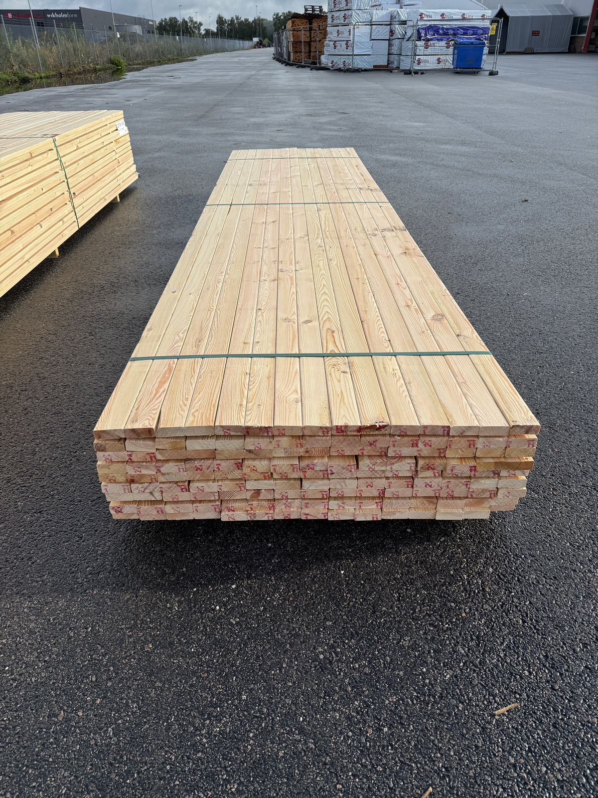 Parti Glespanel 28x70 mm – 4,20 m Furu 135 st