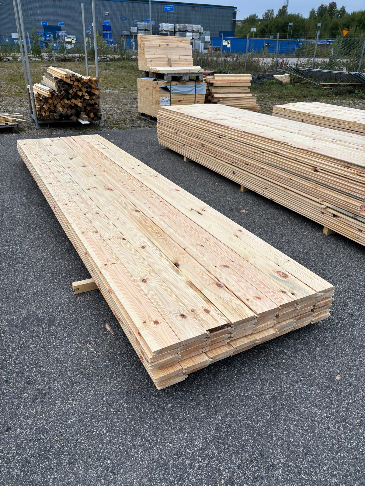 Paket Spontade Furu Brädor 27x145mm 4,20m – 56st (Andra Sortering)