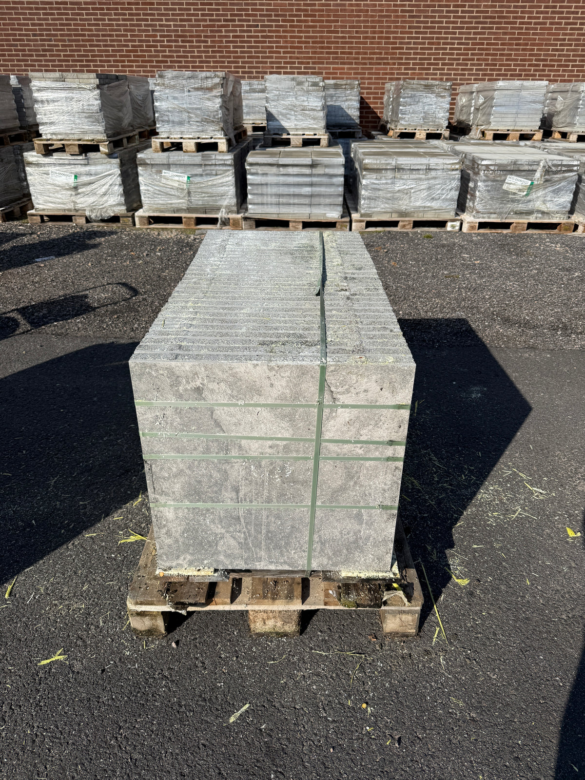 Pall GeoCeramica Marmorsten Grå 600×600×40 mm – 28 st, 10,08 m²