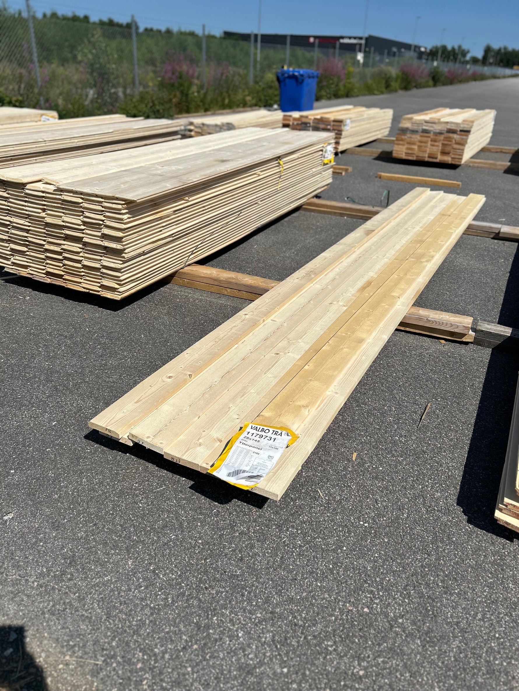 Paket Finsågade Brädor 28x145mm 5.10m 7st Obehandlade