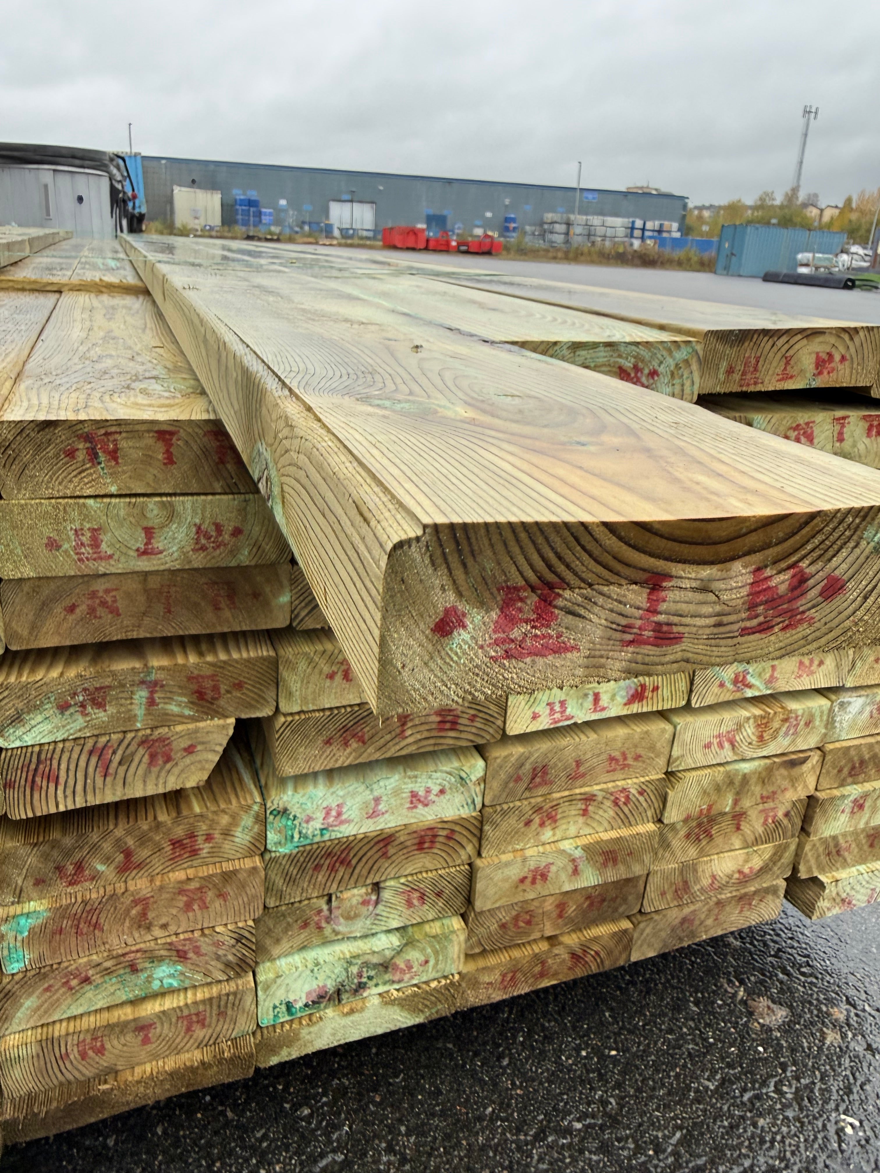 Paket Reglar 38x140mm – 85 st (4,80 m, Tryckimpregnerad Furu)