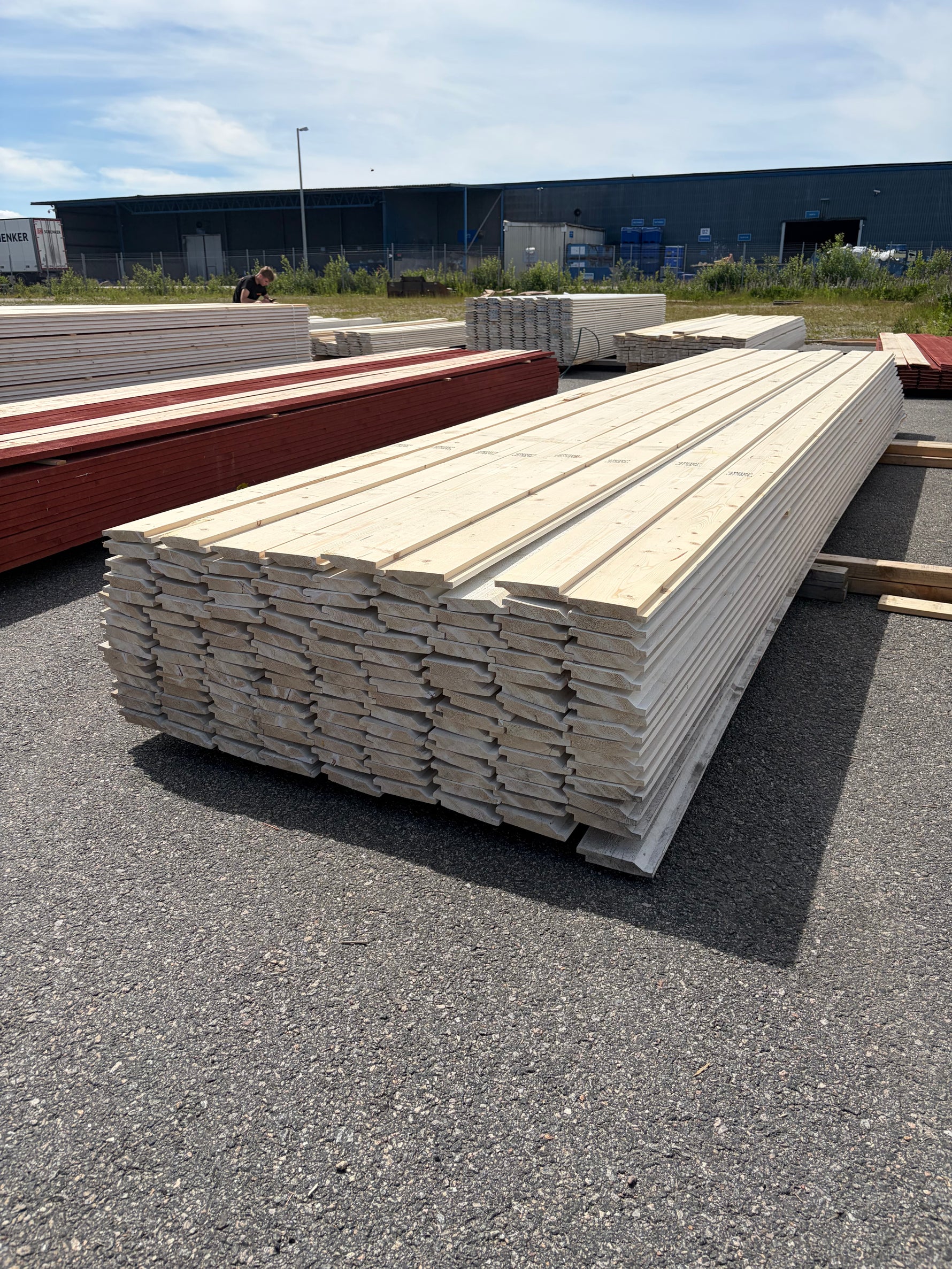Paket Ytterpanel Enkelfas Halvspont 22x120mm, 134st 5.10m Grundmålade