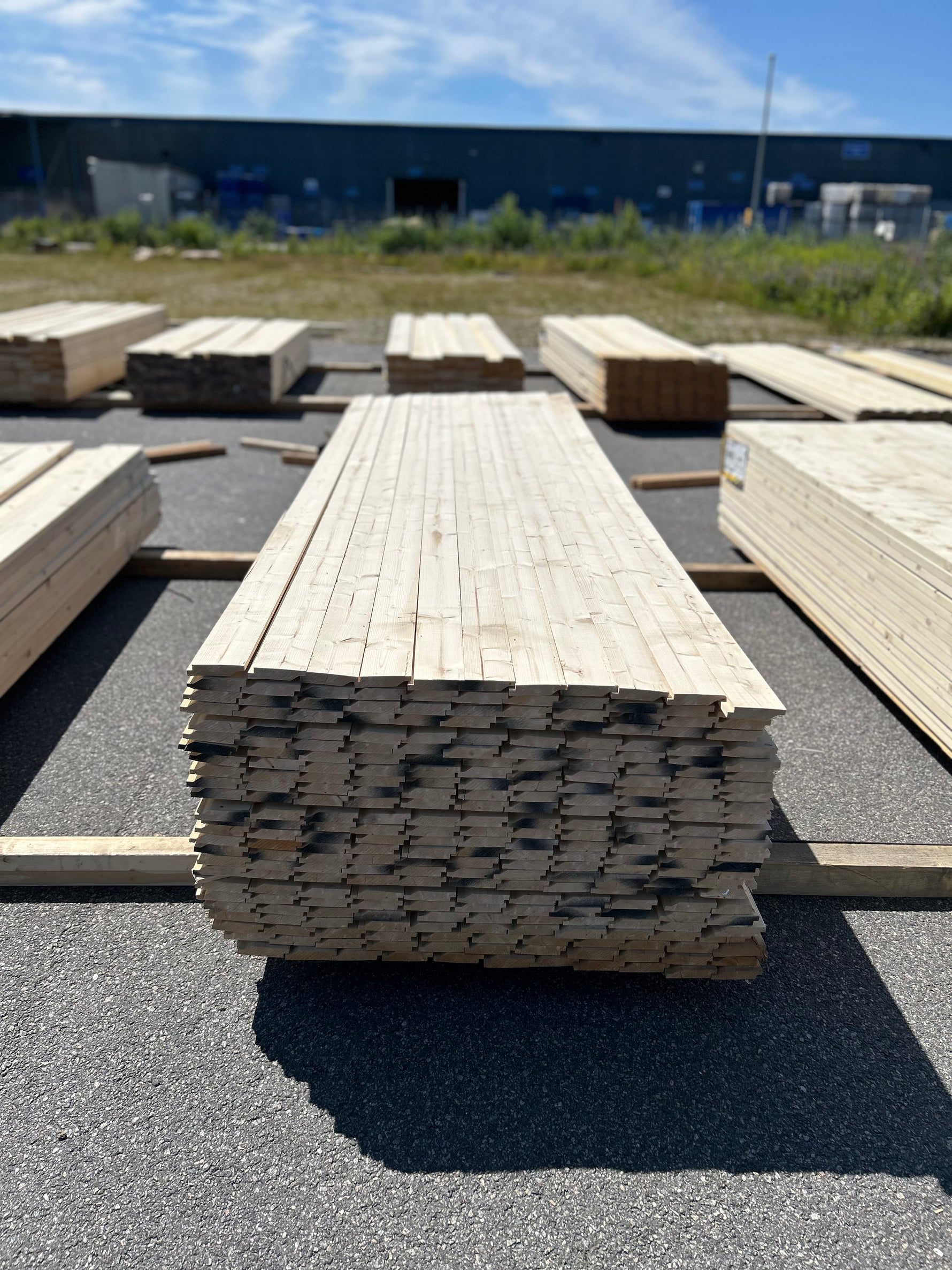Paket Ytterpanel Enkelfas Halvspont 22x95mm 275st Gran 3.0m