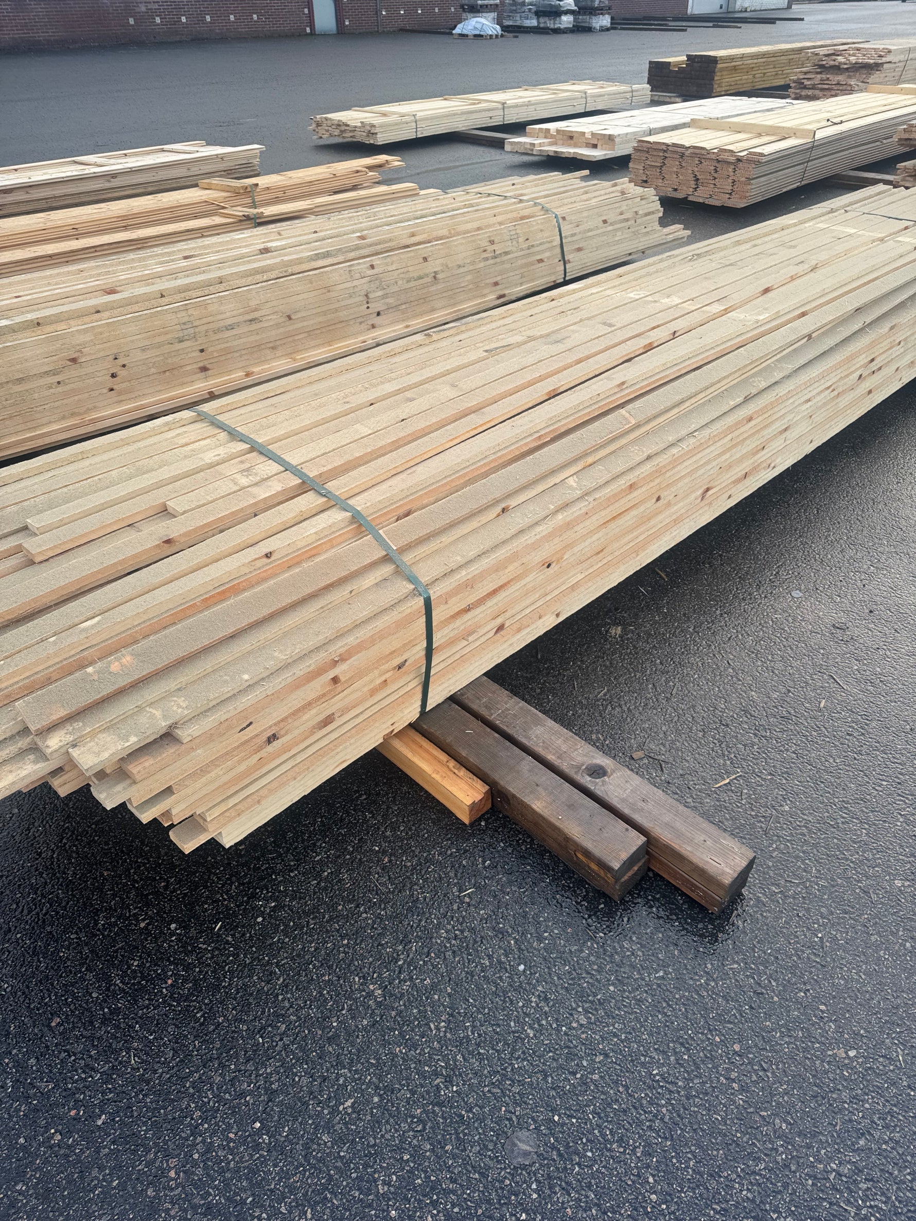 Paket Läkt 19x52 – 342 st (4,2–4,8 m, ohyvlade) - Spirec