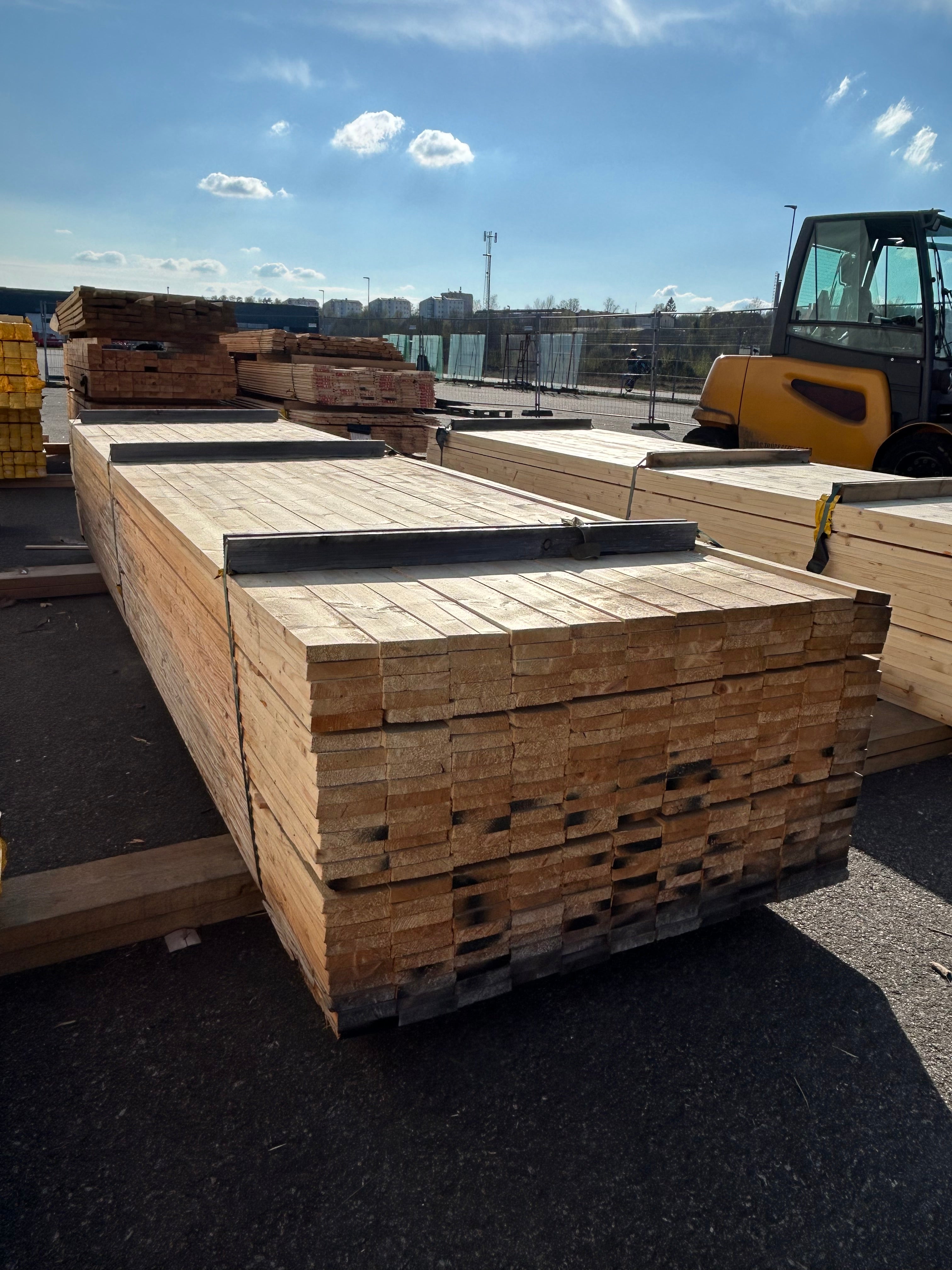 Paket Råplan 22x95mm 3.90m 275st