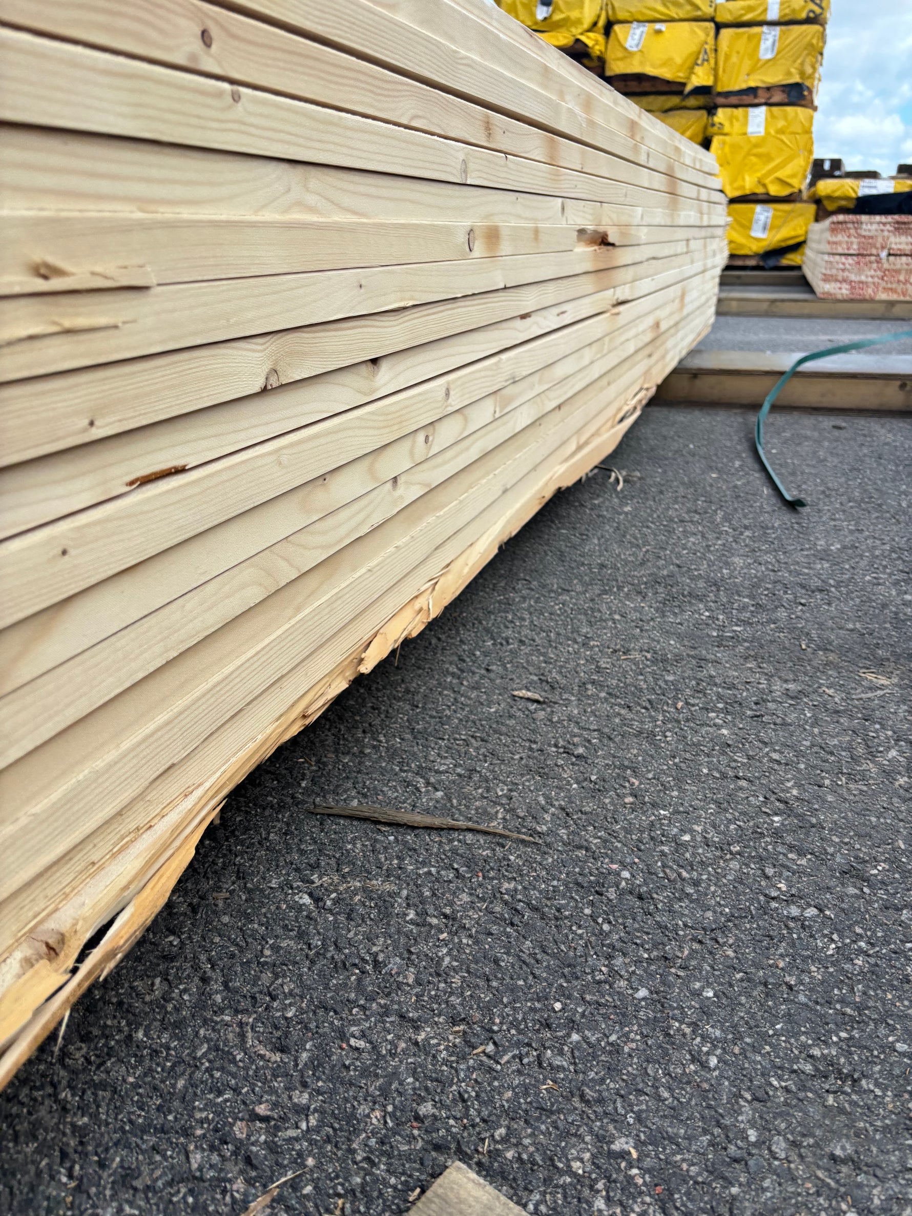 Paket Finsågade Brädor 28x145mm 4,50m 99st