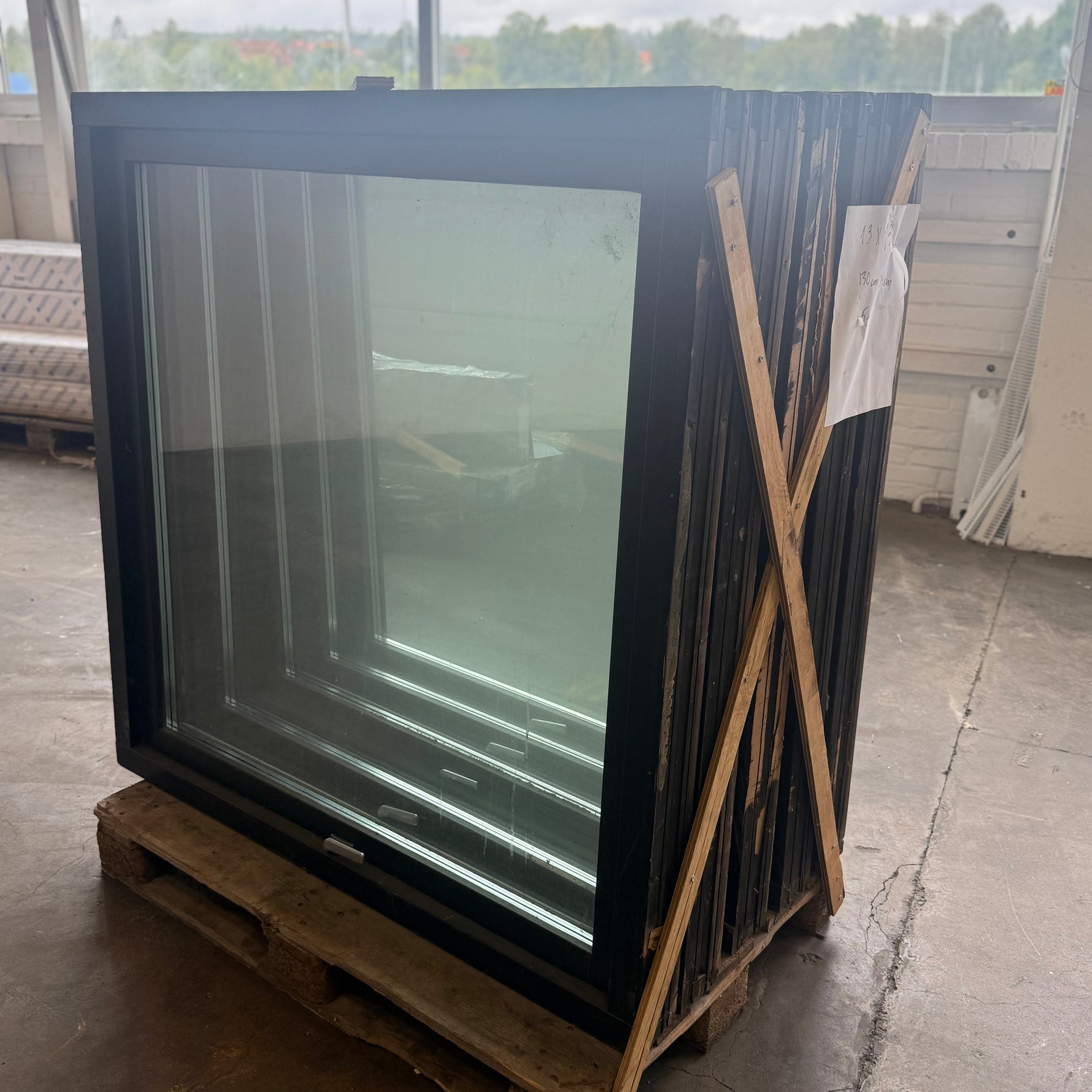 Parti Begagnade Fönster 13x13- 5st
