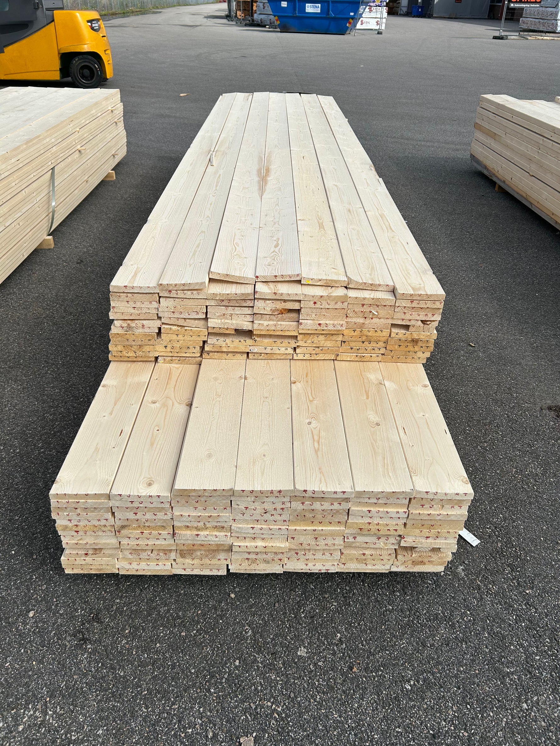 Parti Finsågade Brädor 22x145 mm – 4,20–4,80 m (Andra sortering)