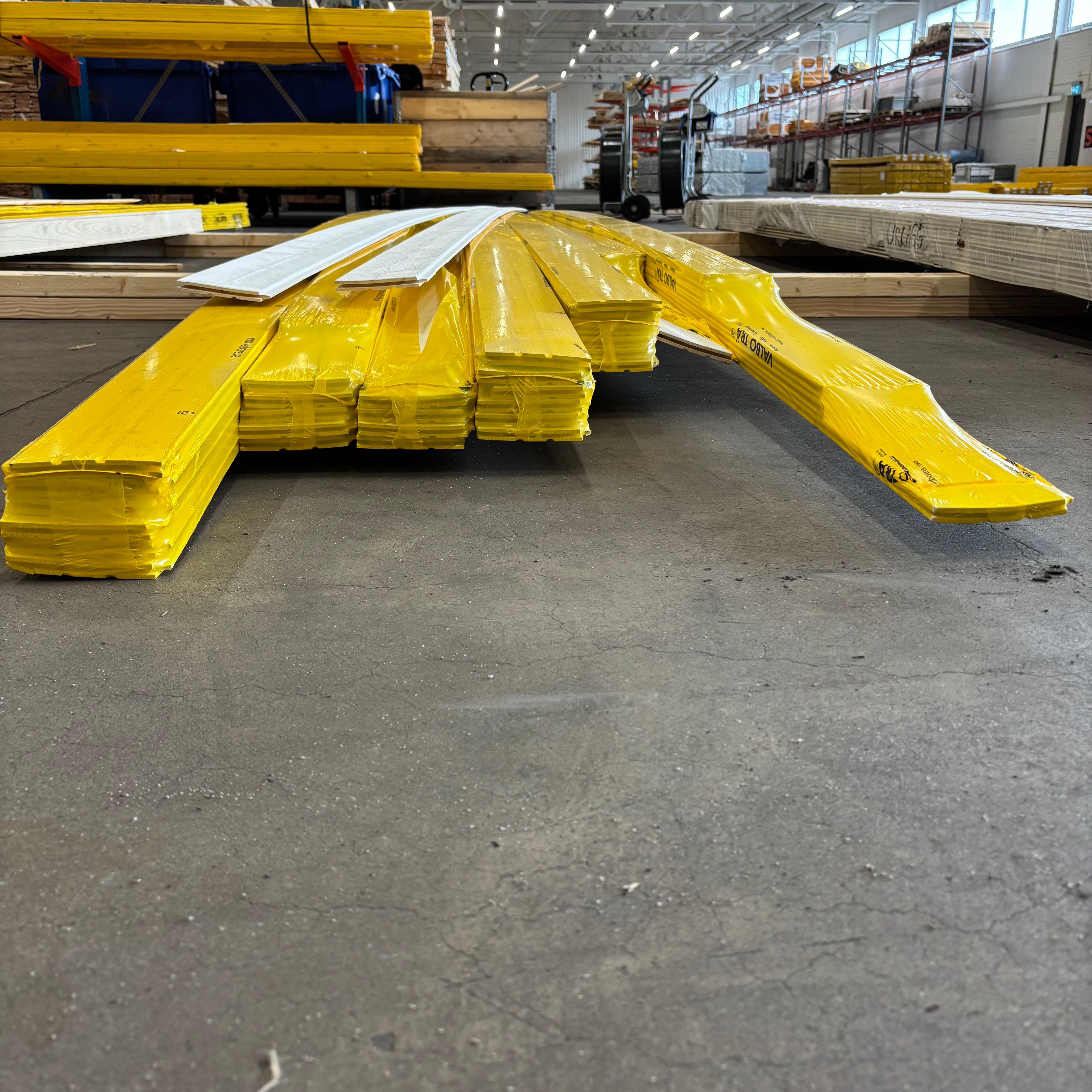Paket Springpanel Finsågad Vitmålad 12x120mm 40st 4.80m