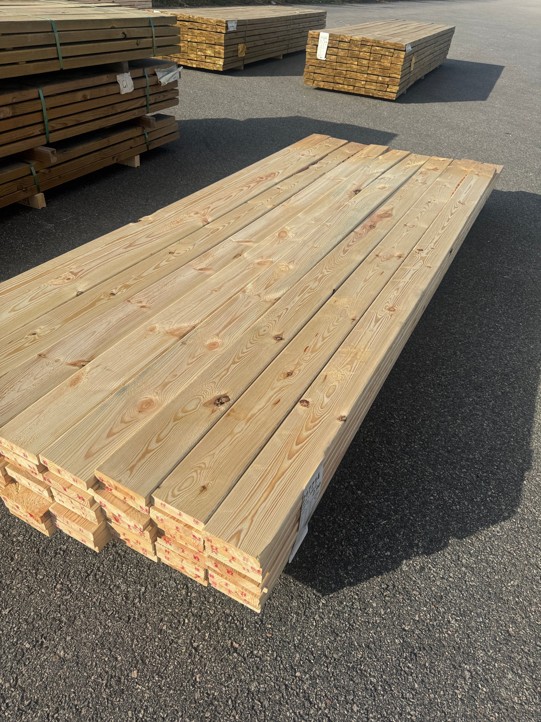 Paket Hyvlad 28x120 – 71st – 2.70–3.00 m – ANDRASORTERING