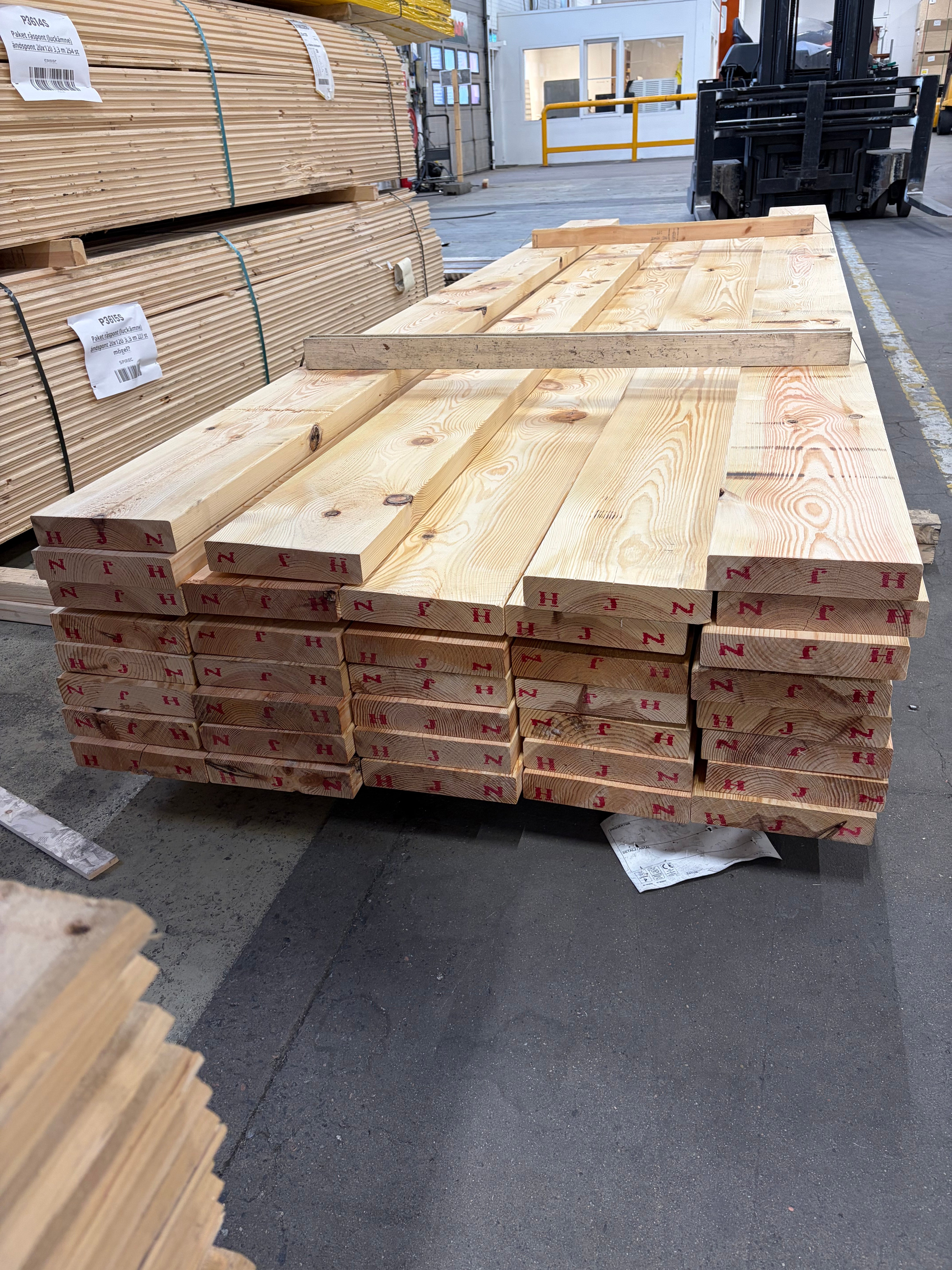 Paket Reglar 45×220 mm – 36 st (3,60 m, Furu)