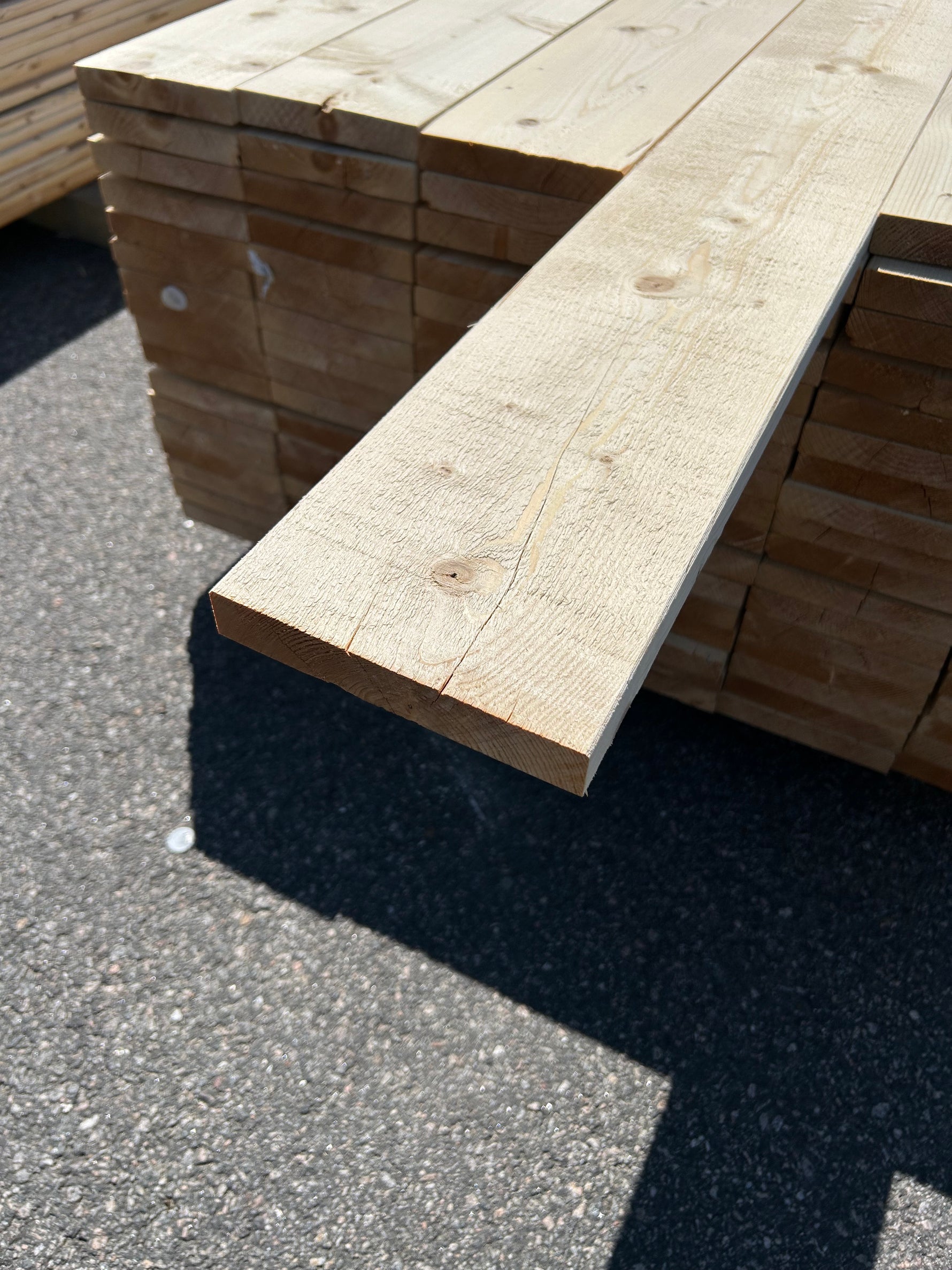 Paket Finsågade Brädor 28x170mm 102st 3.30m Obehandlade