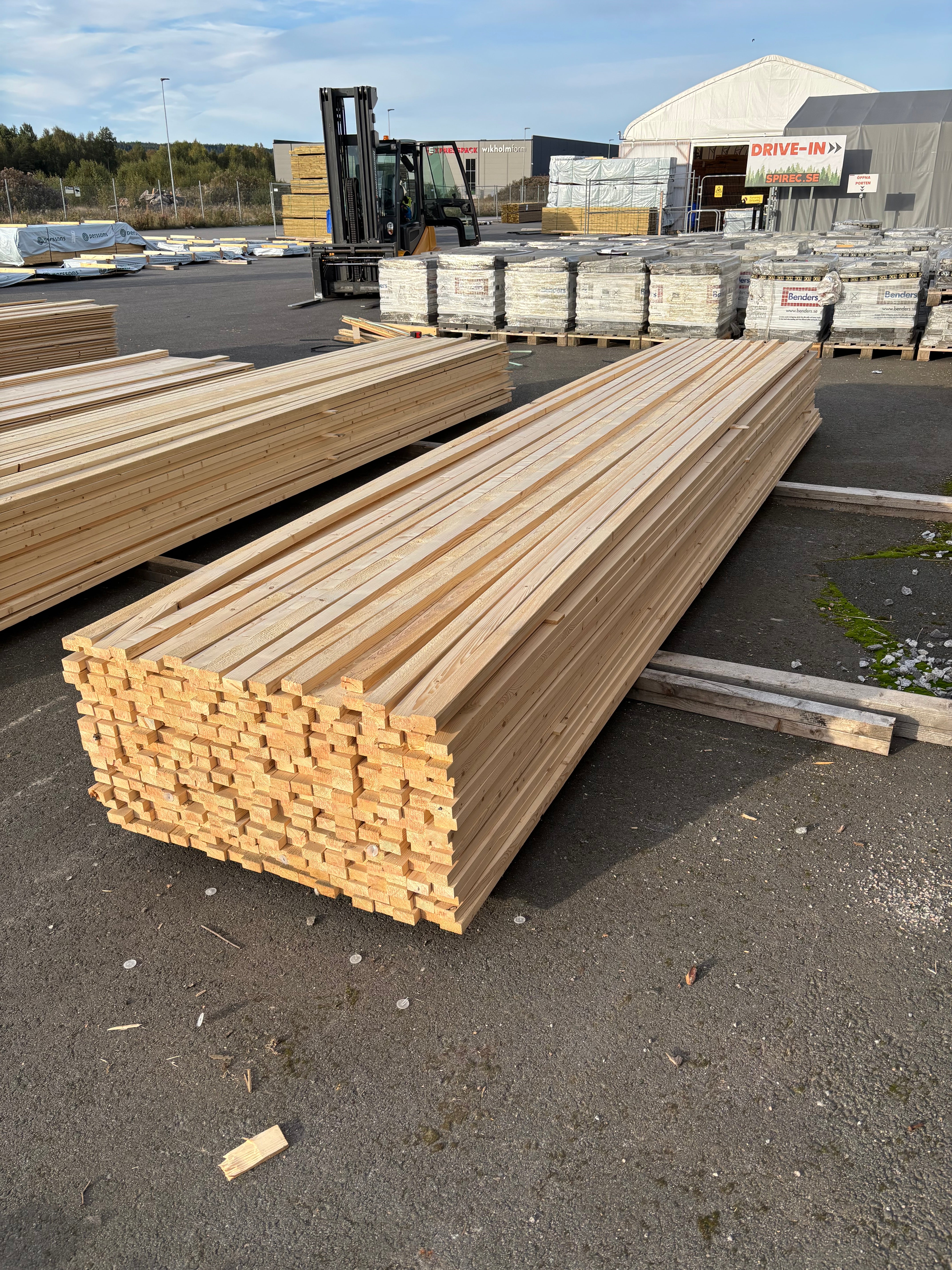 Paket Panel 28x51mm Finsågad – 272 st 5,40 m