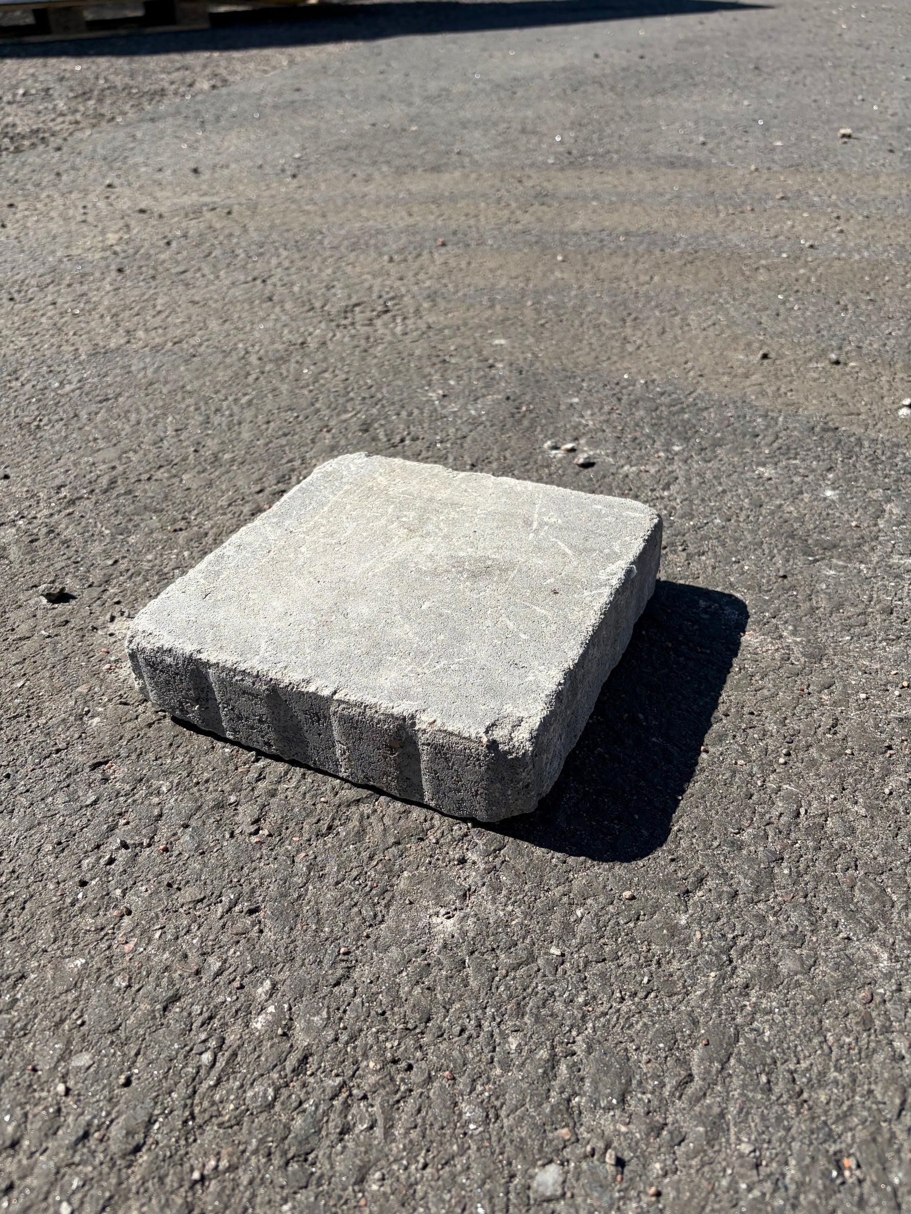 Rustik Marksten 200x200x50mm Antracit (Säljs per styck)