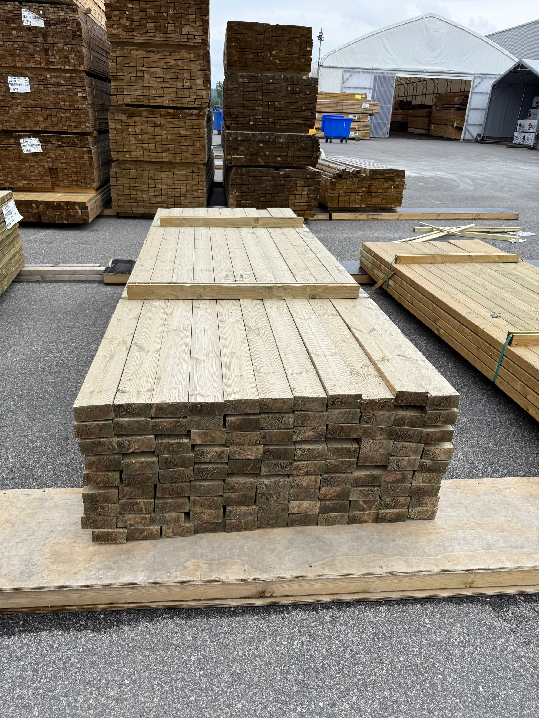 Paket Tryckimpregnerade Reglar 45x95mm 3.0m C24 Furu 99st NTR AB