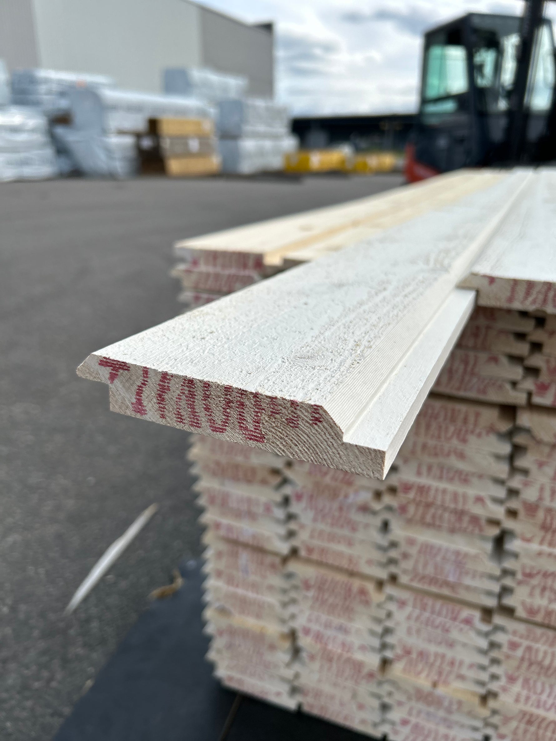 Paket Dubbelfas Halvspont 22x120mm 3,60m 225st Grundmålad