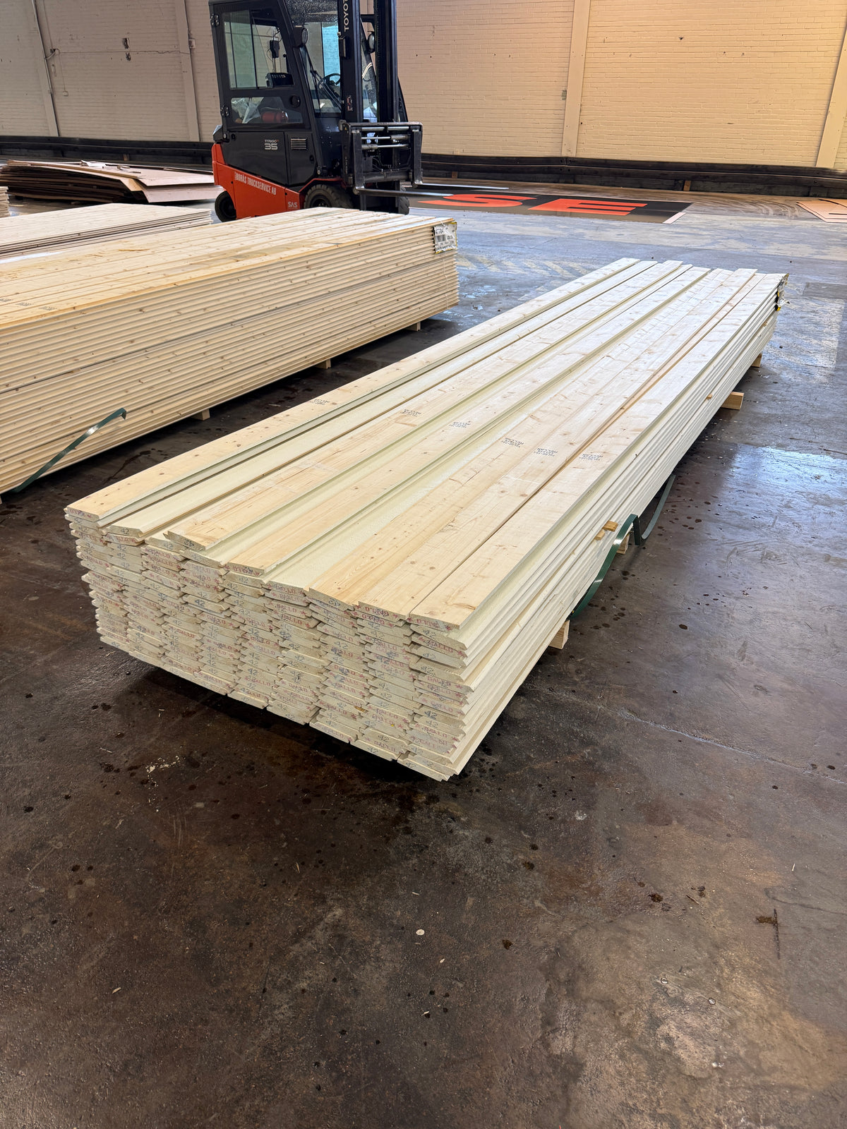 Paket Dubbelfas Halvspont 22x120mm 4.20m 155st Mellanstruken