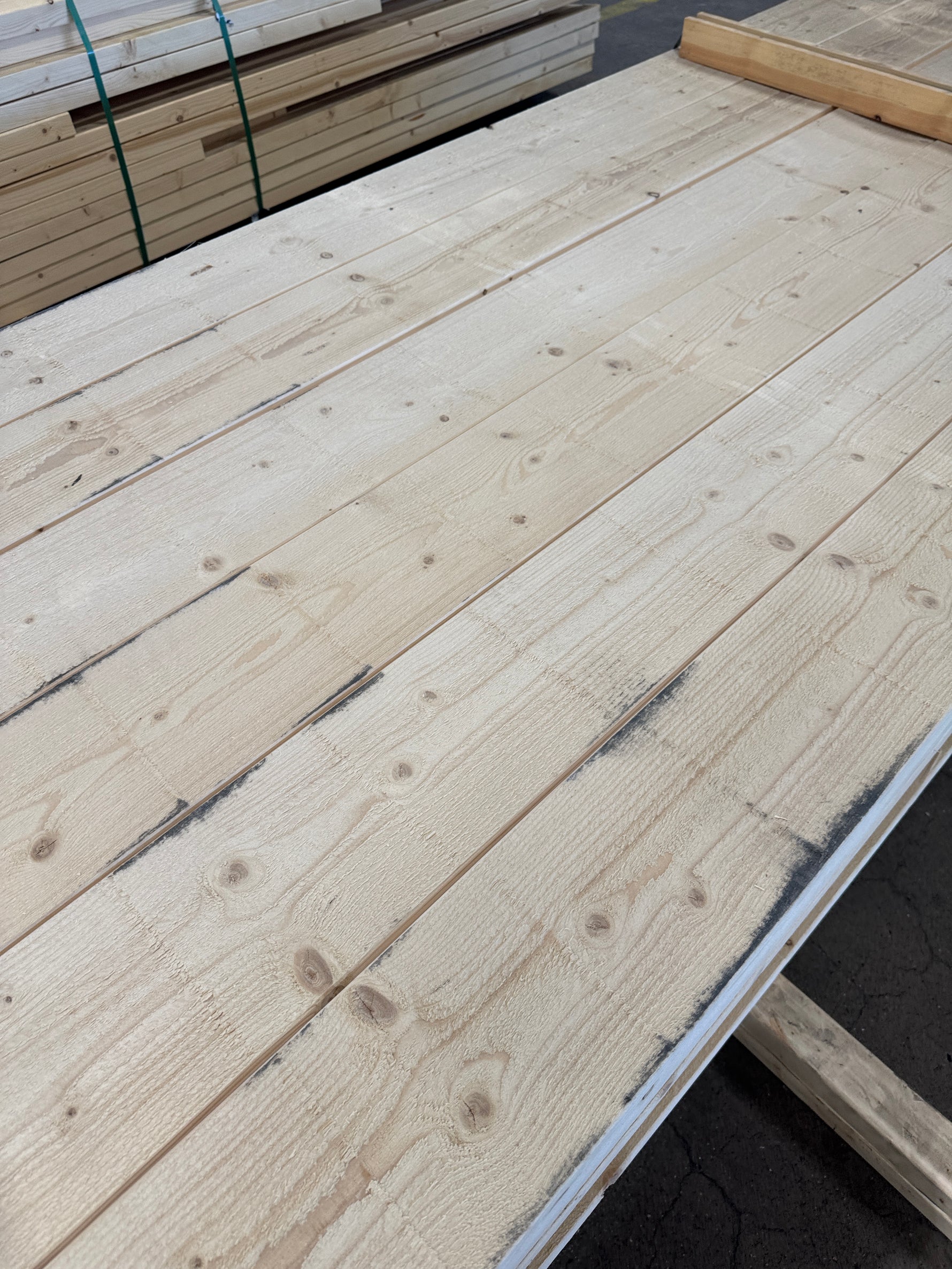 Paket Finsågad Panel 22x165mm 4,80m – 150 st Revor