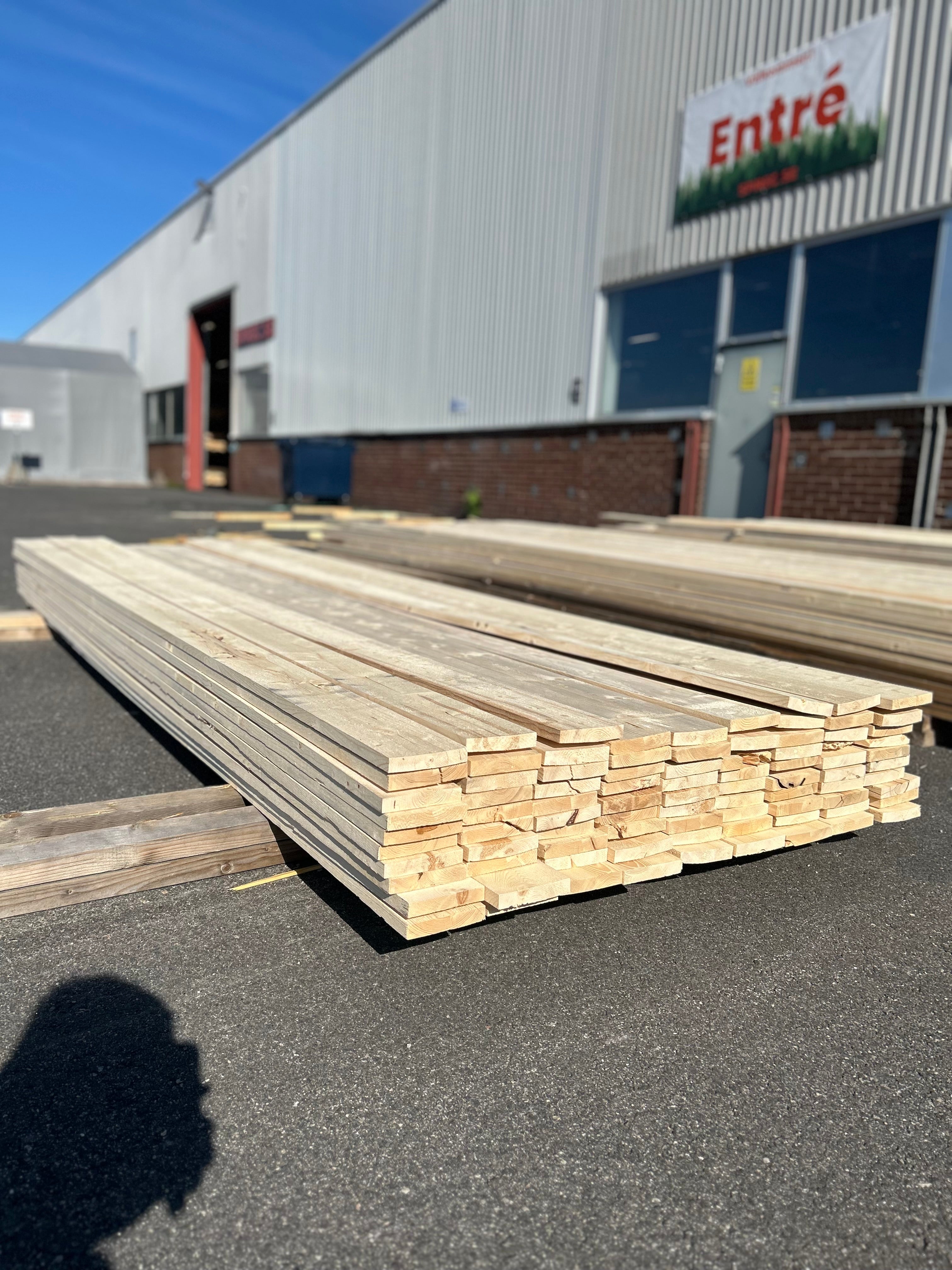 Paket Finsågad Panel 22x120mm 87st 3.60m – Andra sortering
