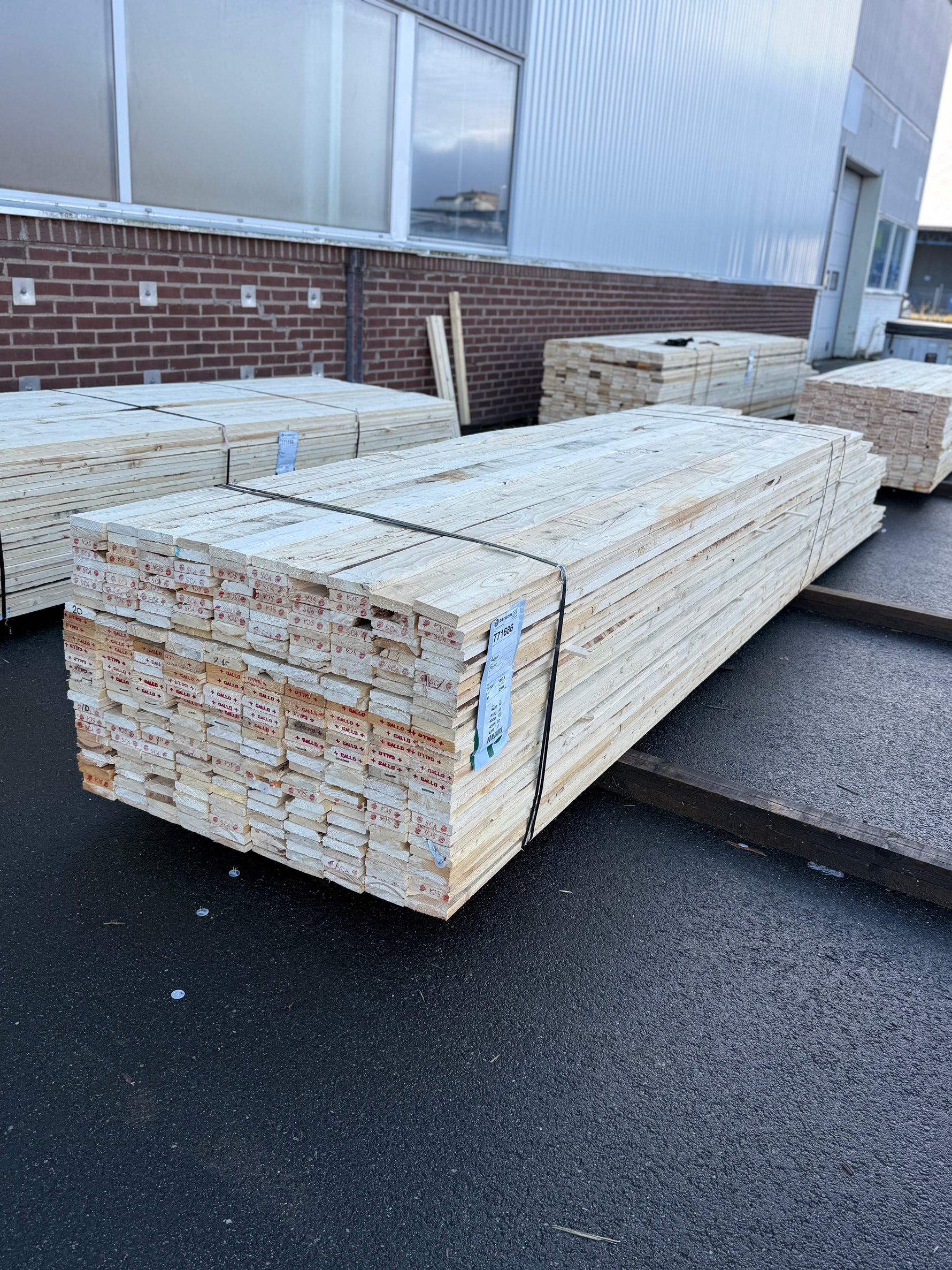 Paket Brädor 22x100mm Råsågade – 289 st (3,6–5,4 m, gran, obehandlad) - Spirec