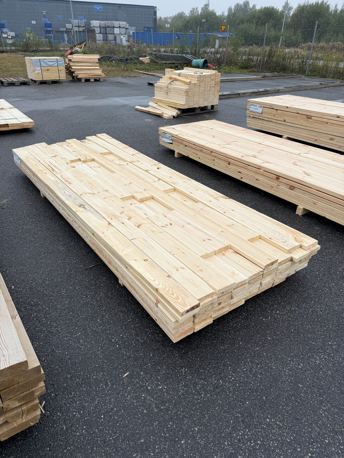 Paket Obehandlad Rillad Trall 28x120mm 3,00m 60st (Andra Sortering)