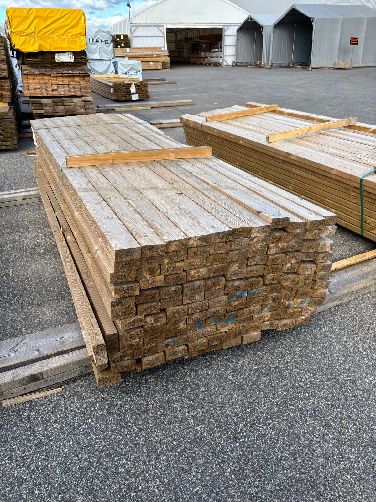 Paket Tryckimpregnerade Reglar 45x95mm 3,30m NTR AB C24 132st