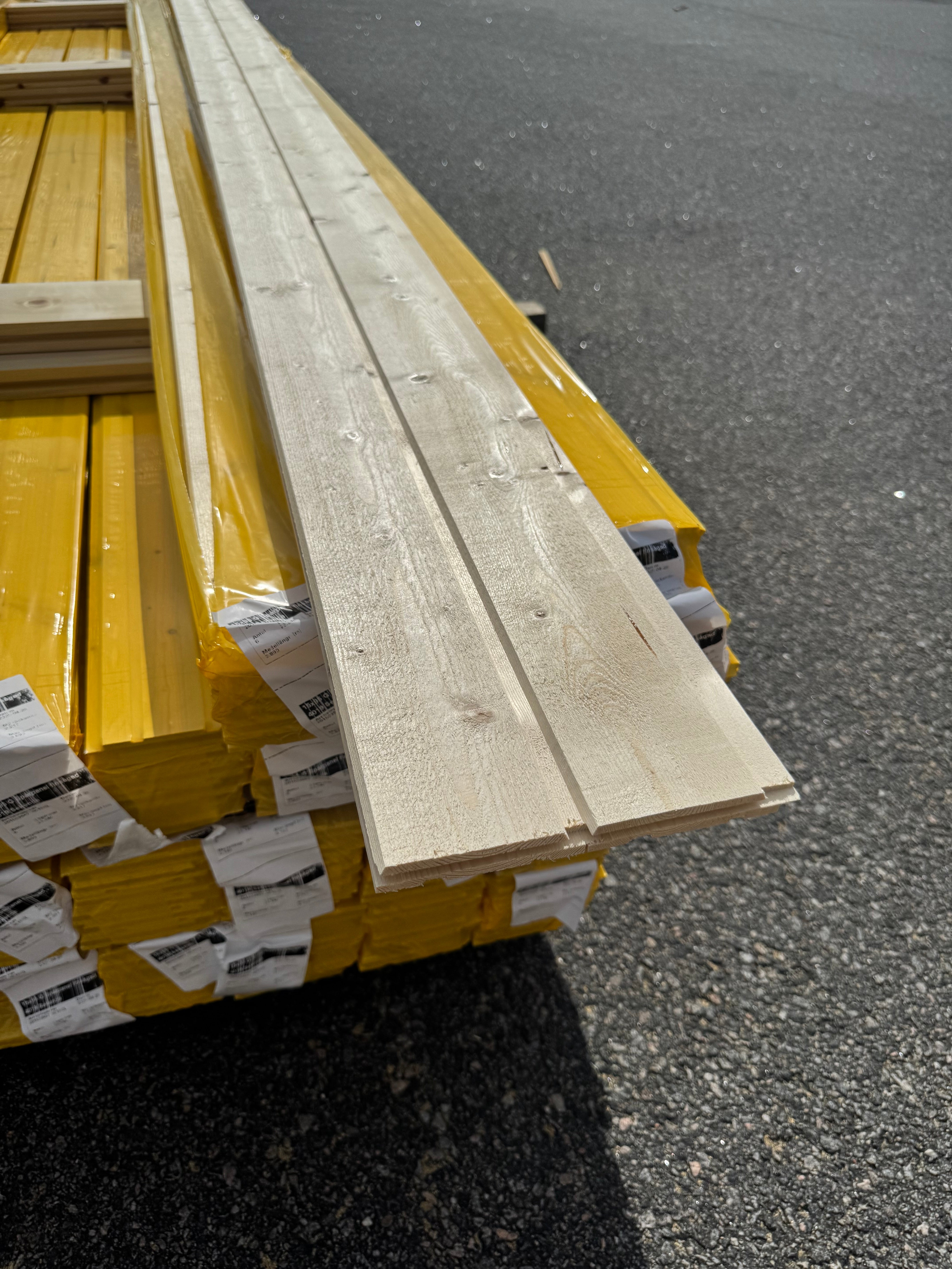 Spårpanel 15x95 Gran – Sekunda, Finsågad, Obehandlad