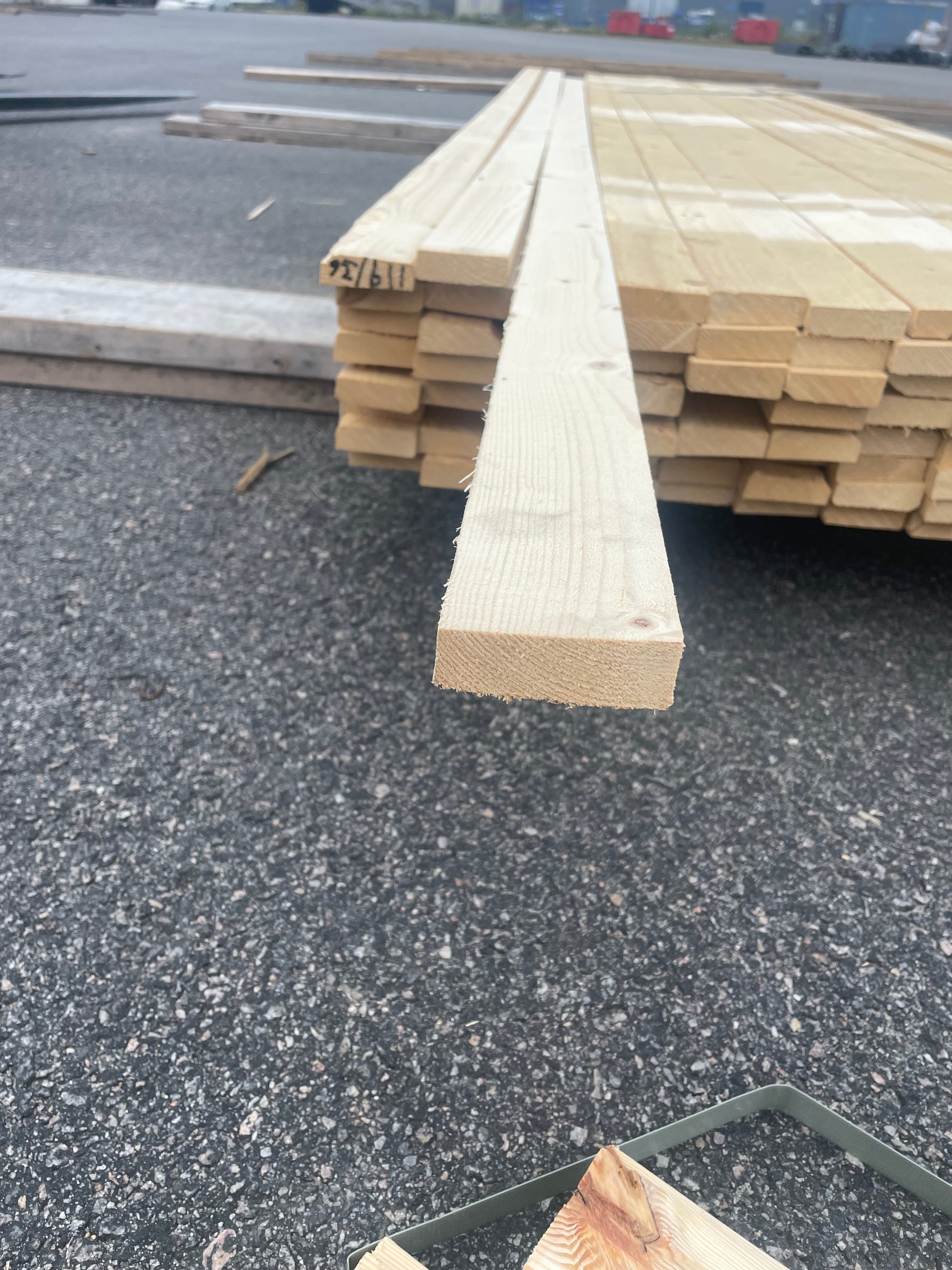 Paket med läkt 19x63