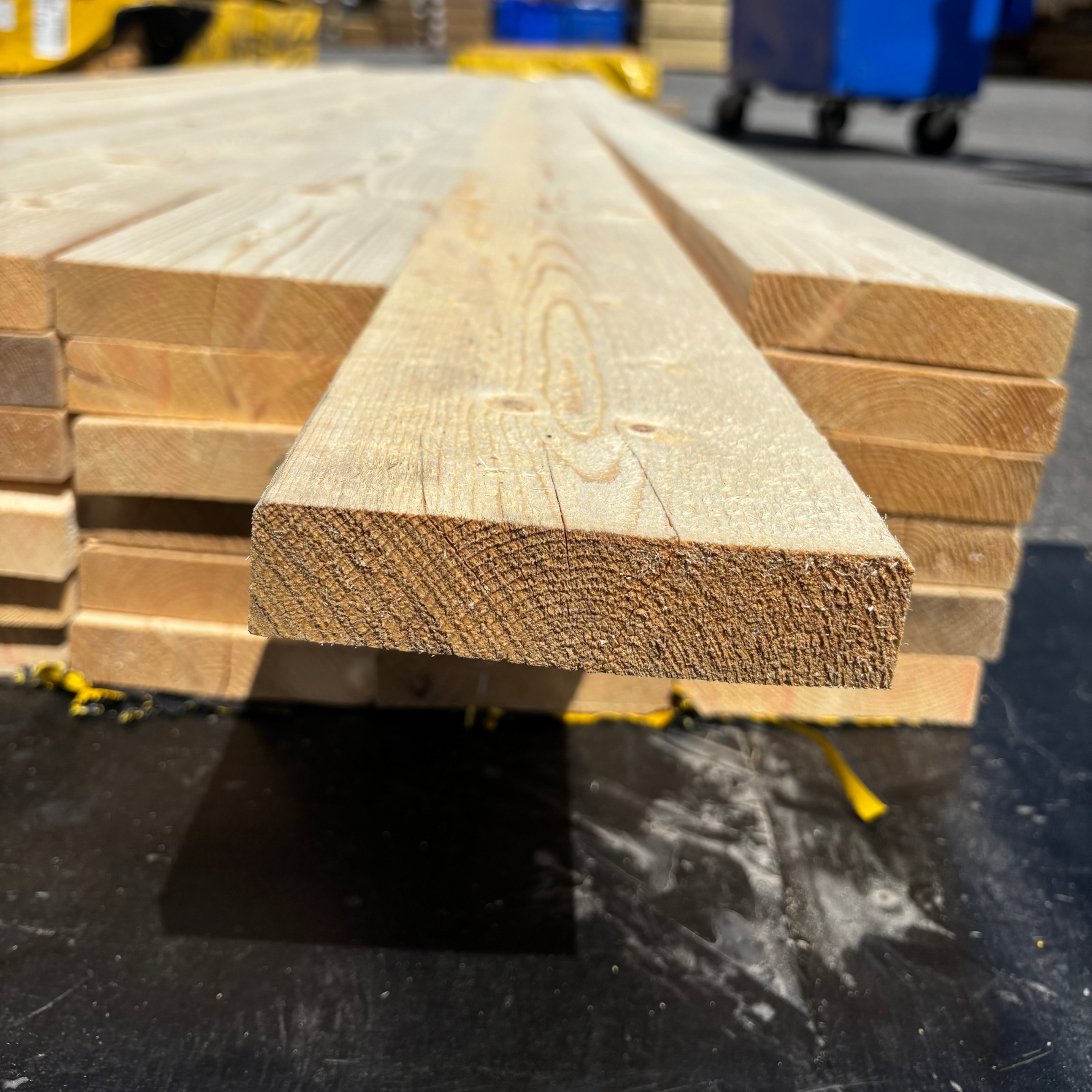 Paket Finsågade Brädor 28x120mm, 54st 3,30m