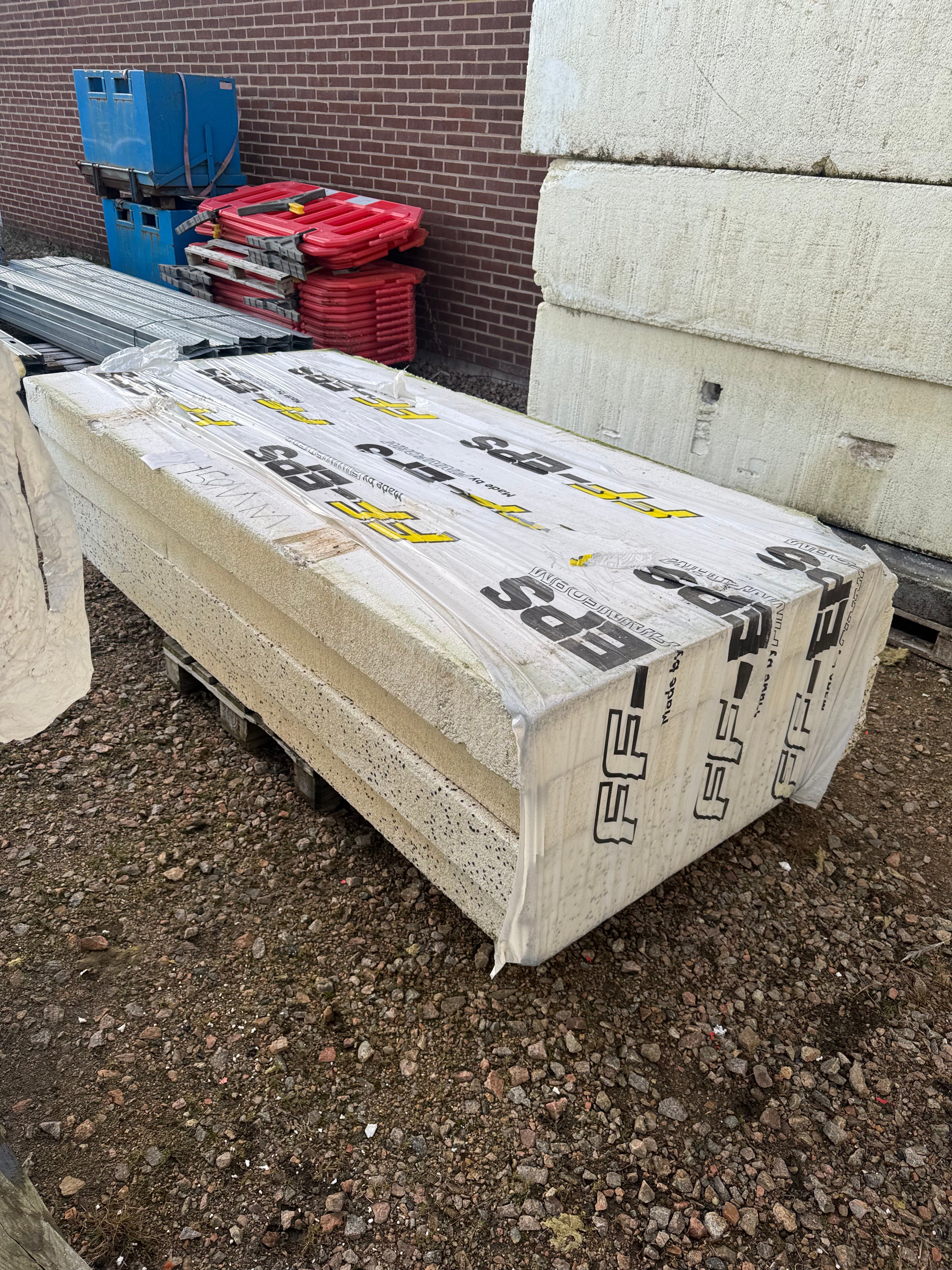 Pall Cellplastskivor – 2400×1200×150 mm (4 st)