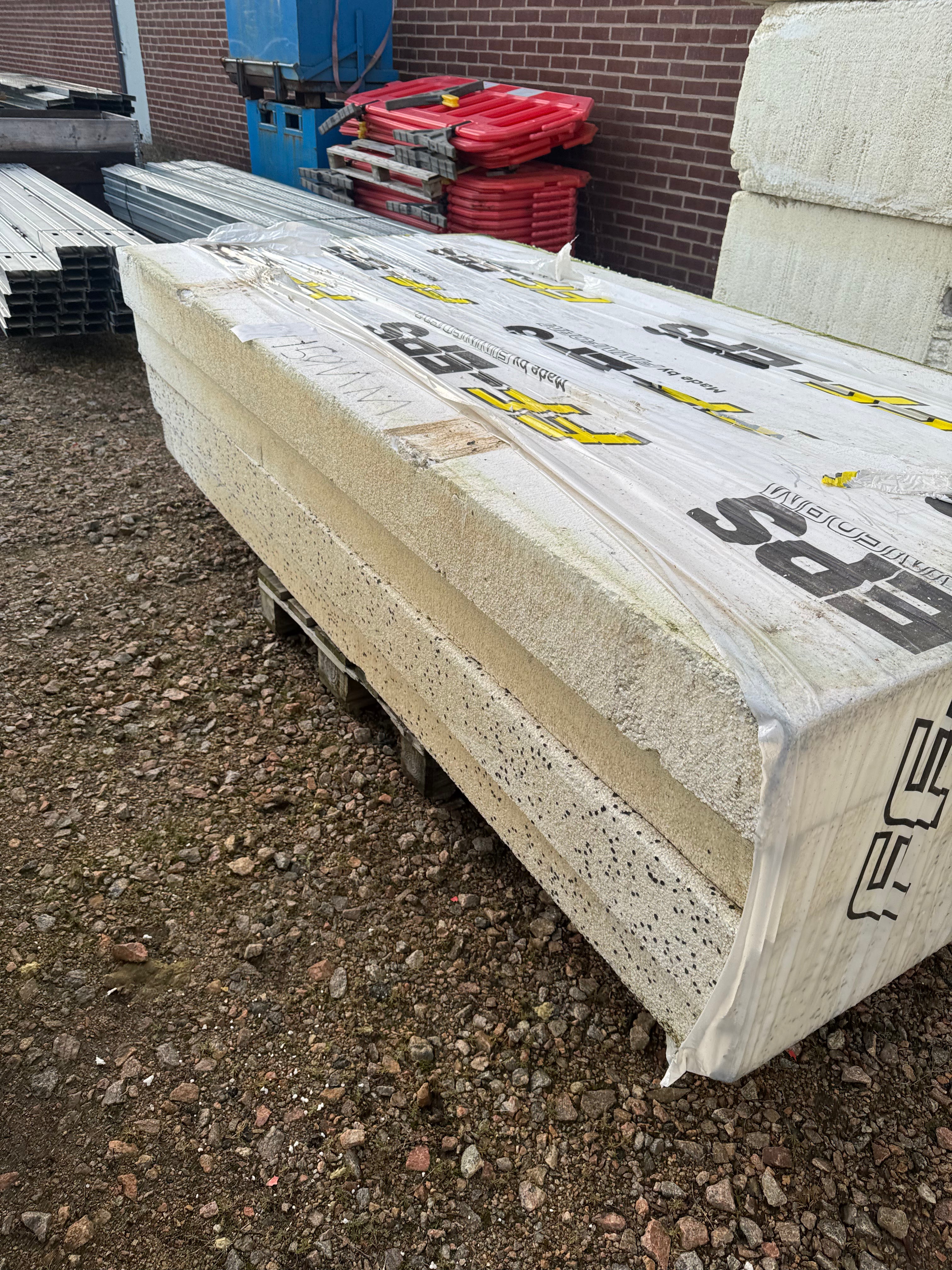 Pall Cellplastskivor – 2400×1200×150 mm (4 st)