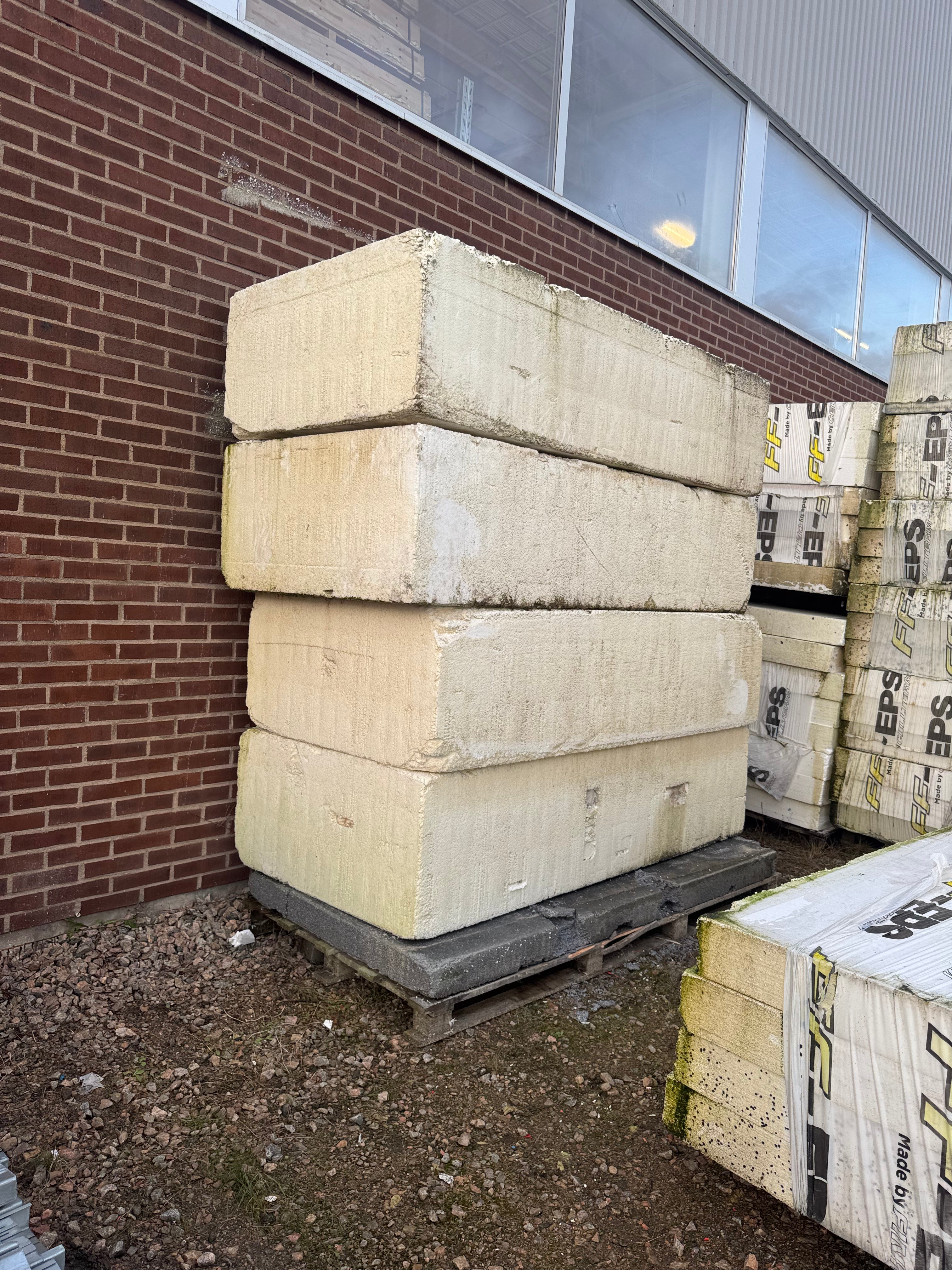 Pall Cellplastskivor – 2400×1200×600 mm (4 st + 1 extra i annat mått)