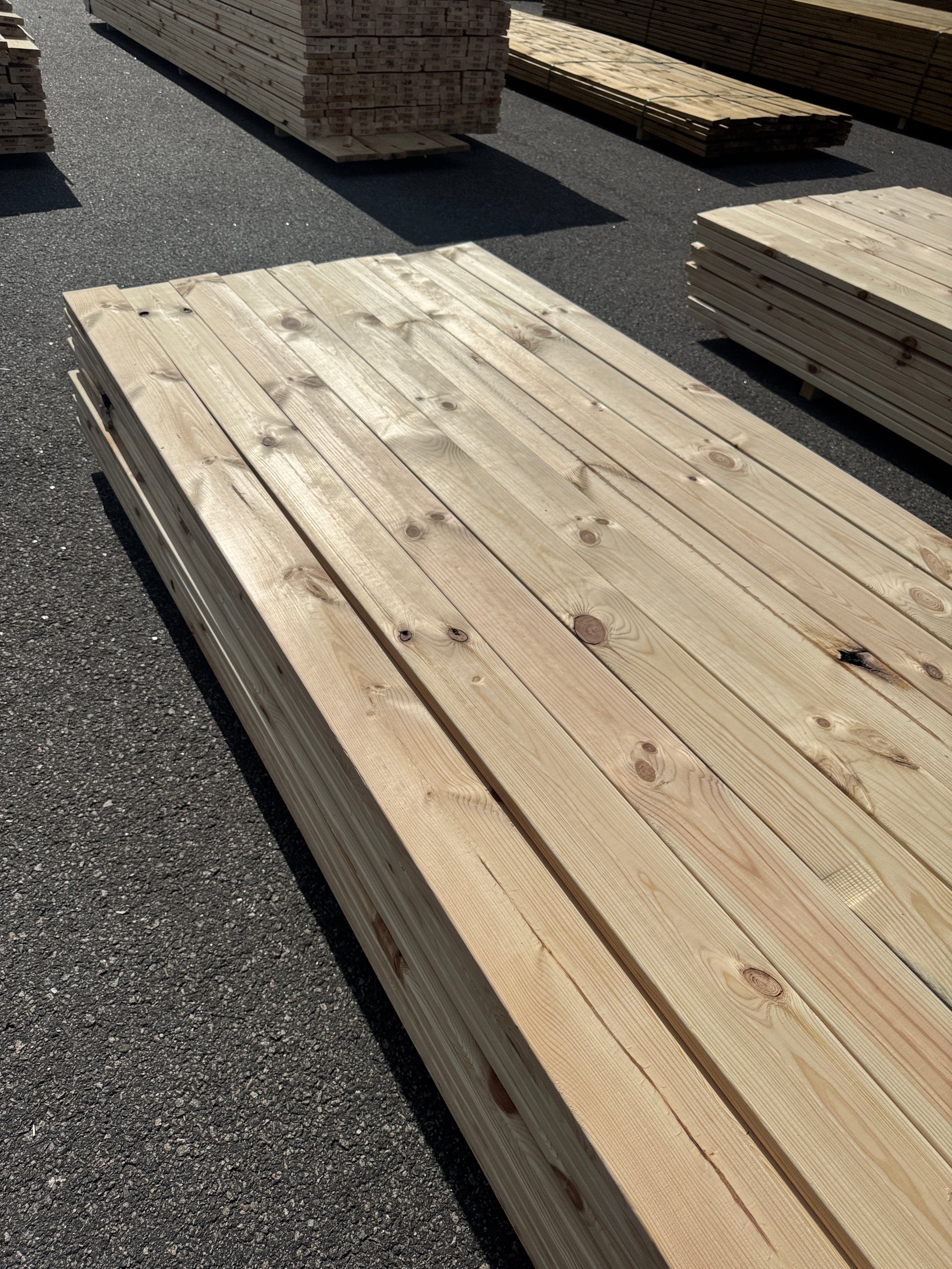 Paket Hyvlad 28x120 – 90st – 4.20 m – ANDRASORTERING
