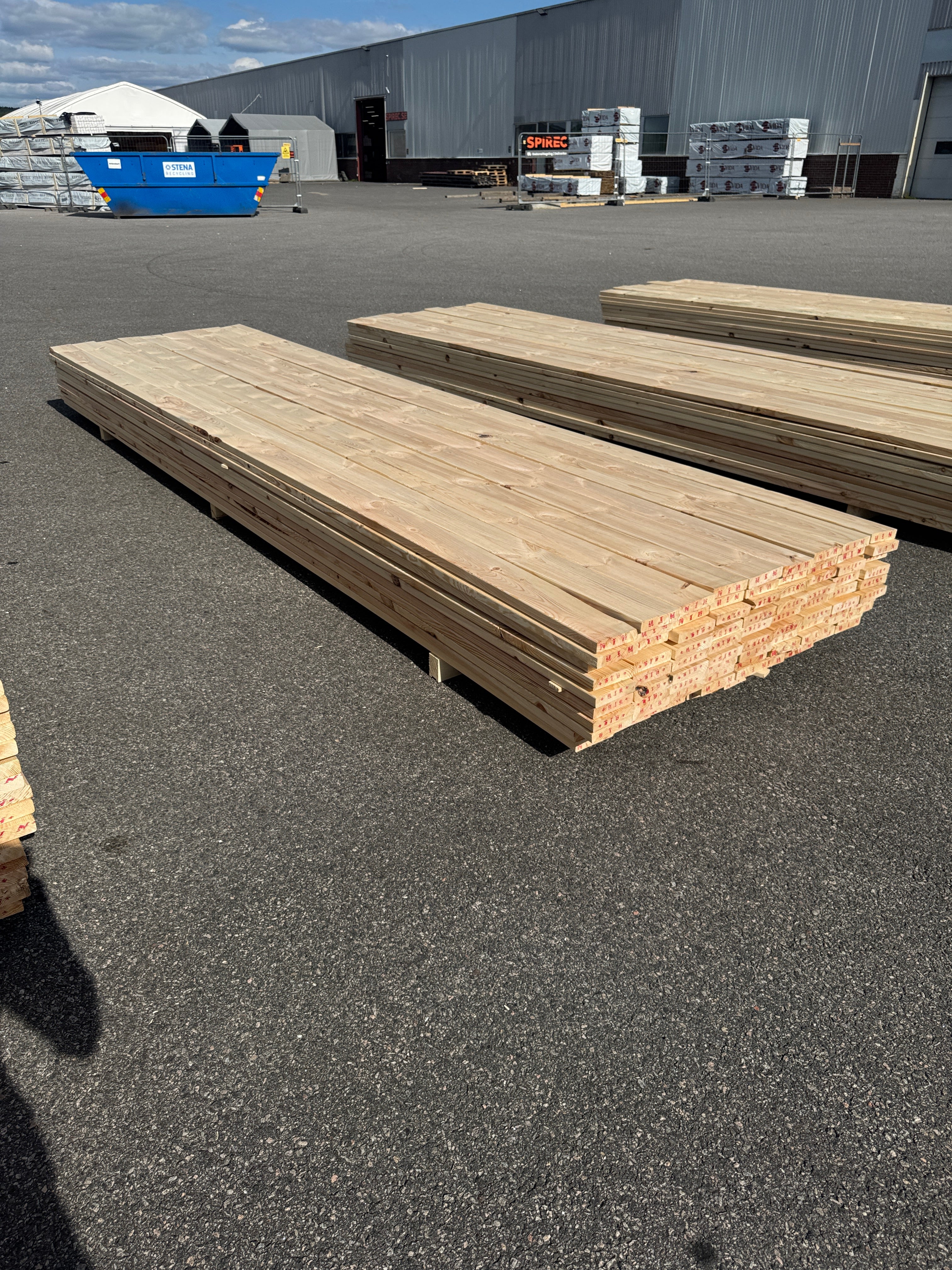 Paket Hyvlad 28x120 – 90st – 4.20 m – ANDRASORTERING