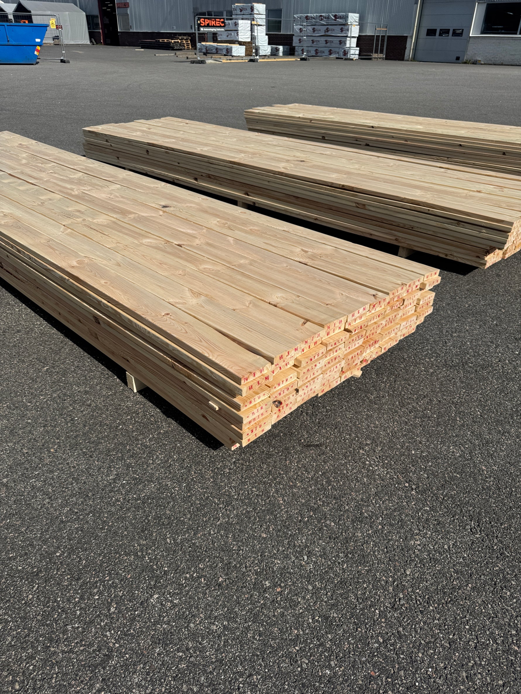 Paket Hyvlad 28x120 – 90st – 4.20 m – ANDRASORTERING