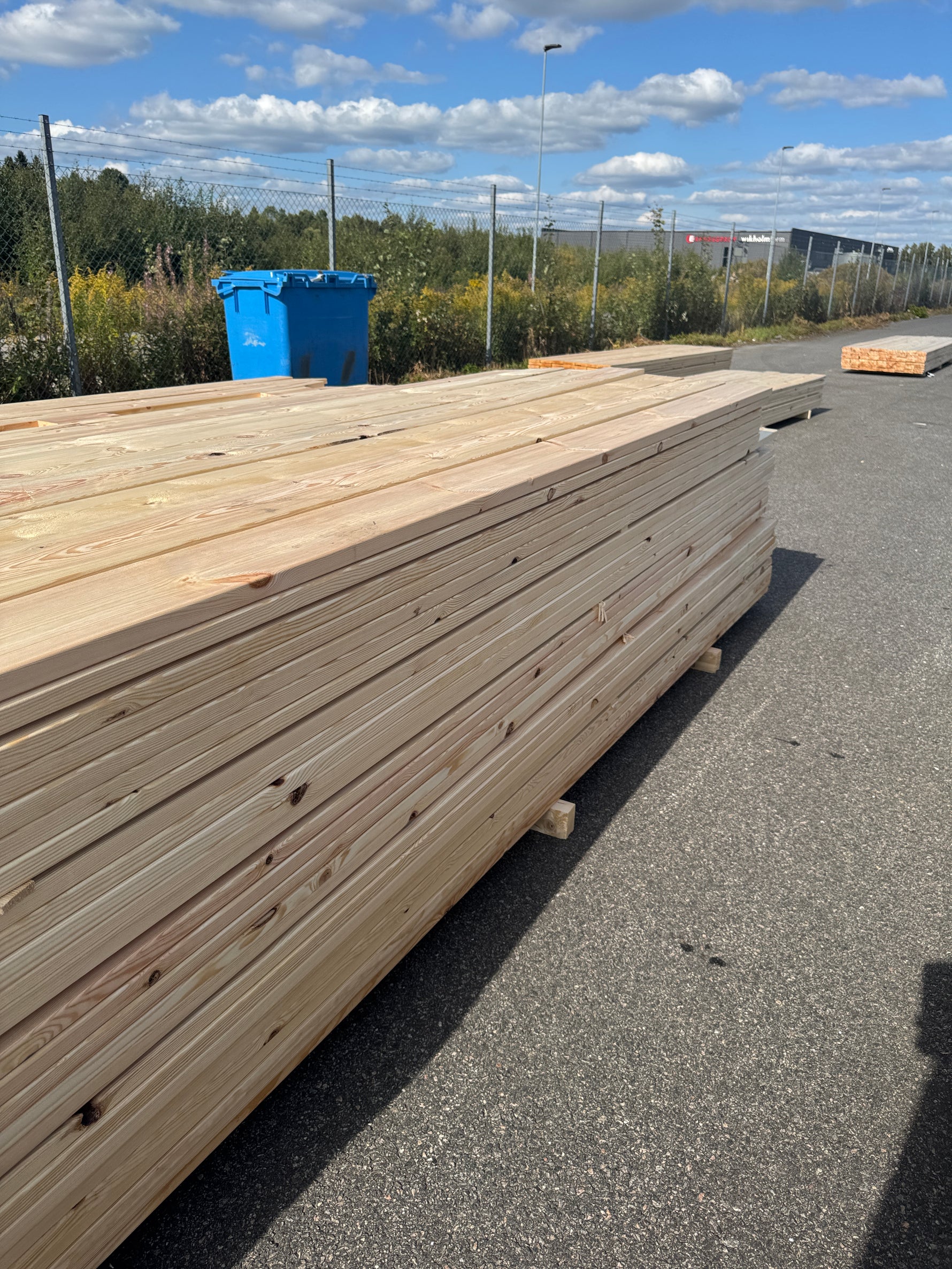 Paket Hyvlad 28x145 – 188st – 3.30–3.60 m – ANDRASORTERING
