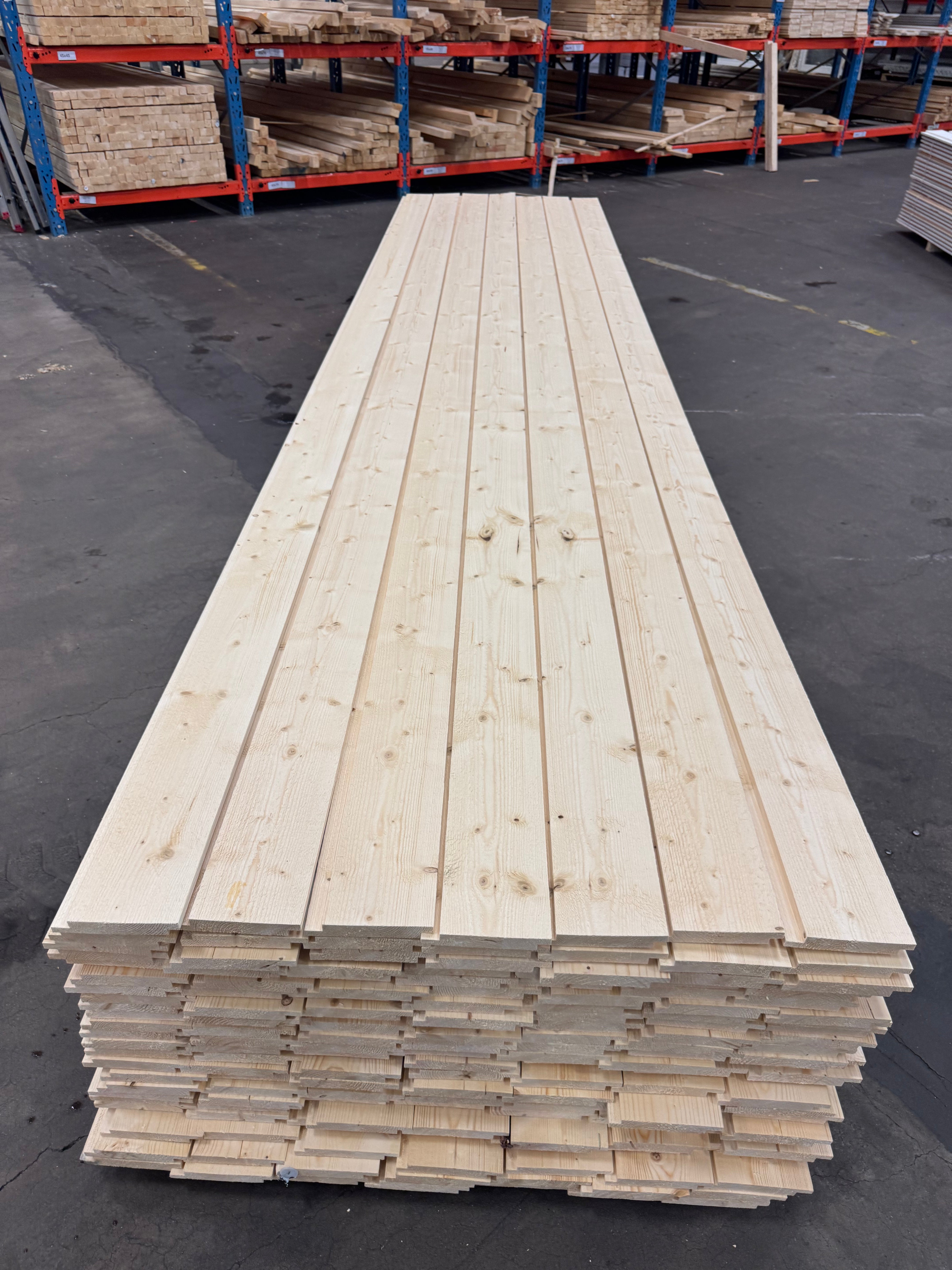 Ytterpanel Hakfals 21x145 – 4.20m – Obehandlad