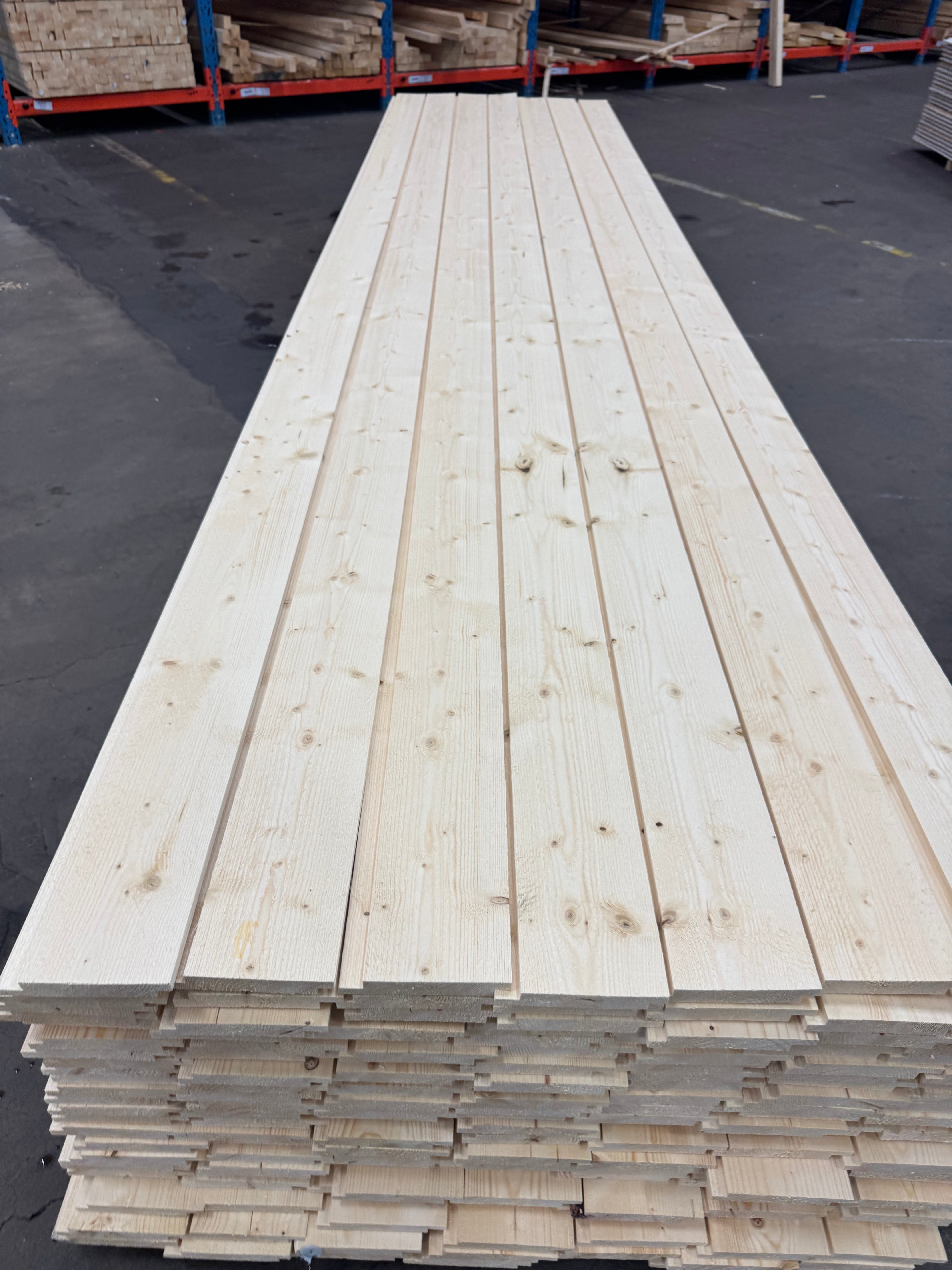 Ytterpanel Hakfals 21x145 – 4.20m – Obehandlad