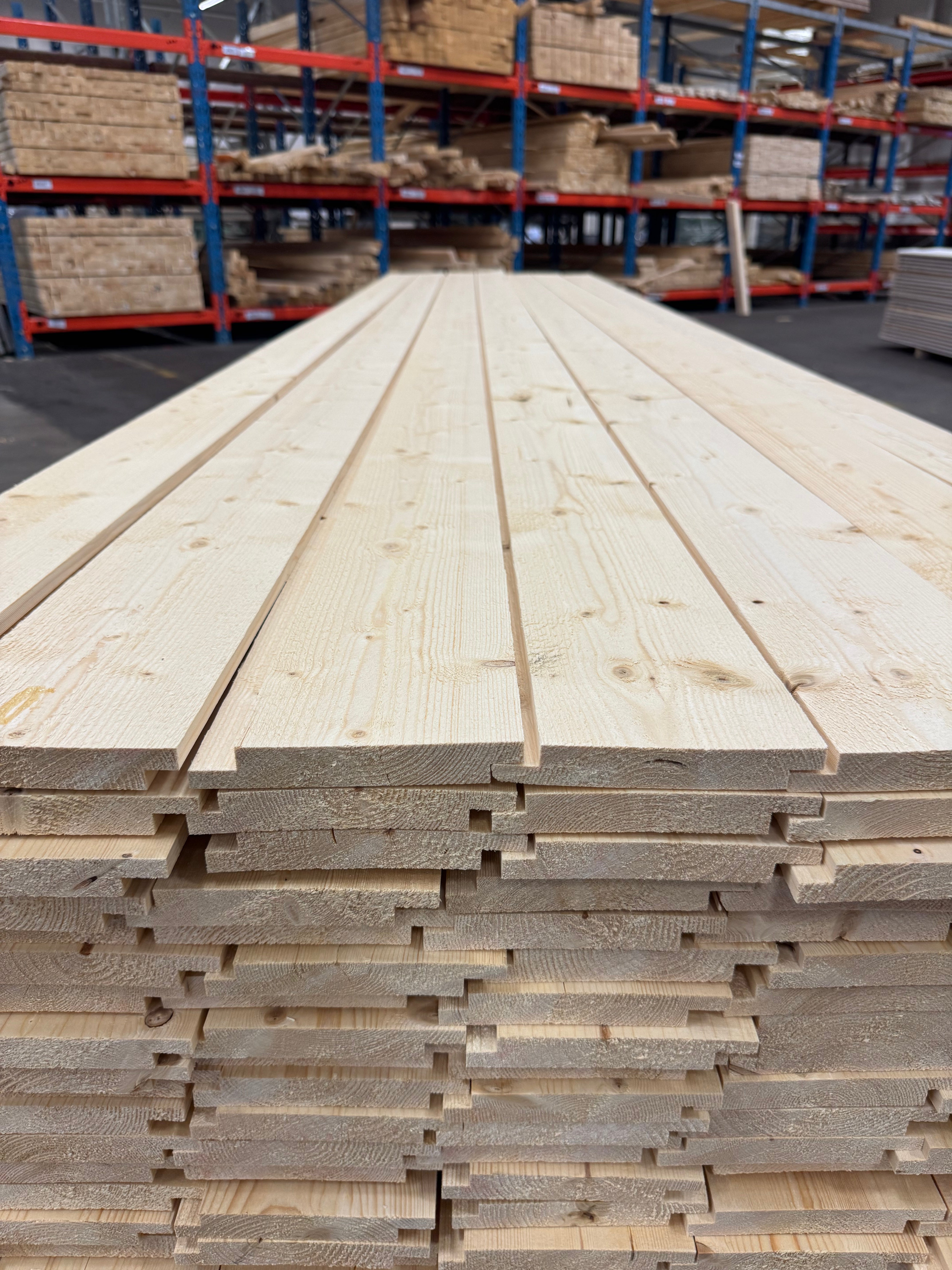Ytterpanel Hakfals 21x145 – 4.20m – Obehandlad