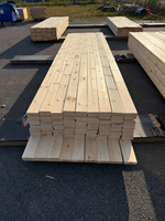Paket Obehandlad Rillad Furu Trall 28×120 mm (4,20–4,50 m) 117 st